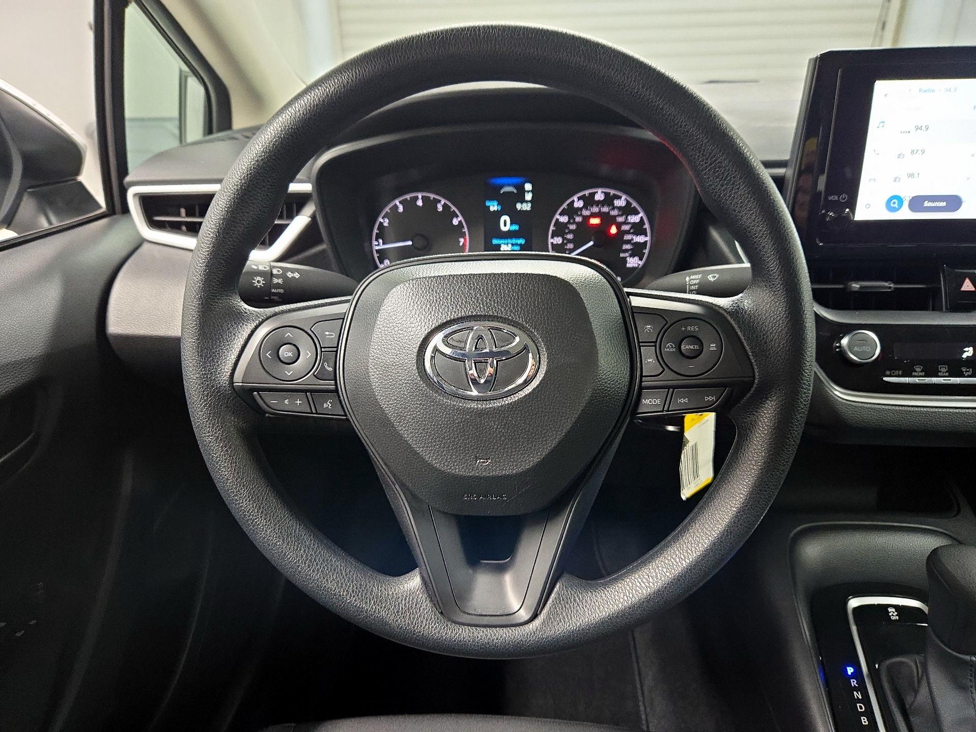 Thumbnail: 2025 Toyota Corolla - 10