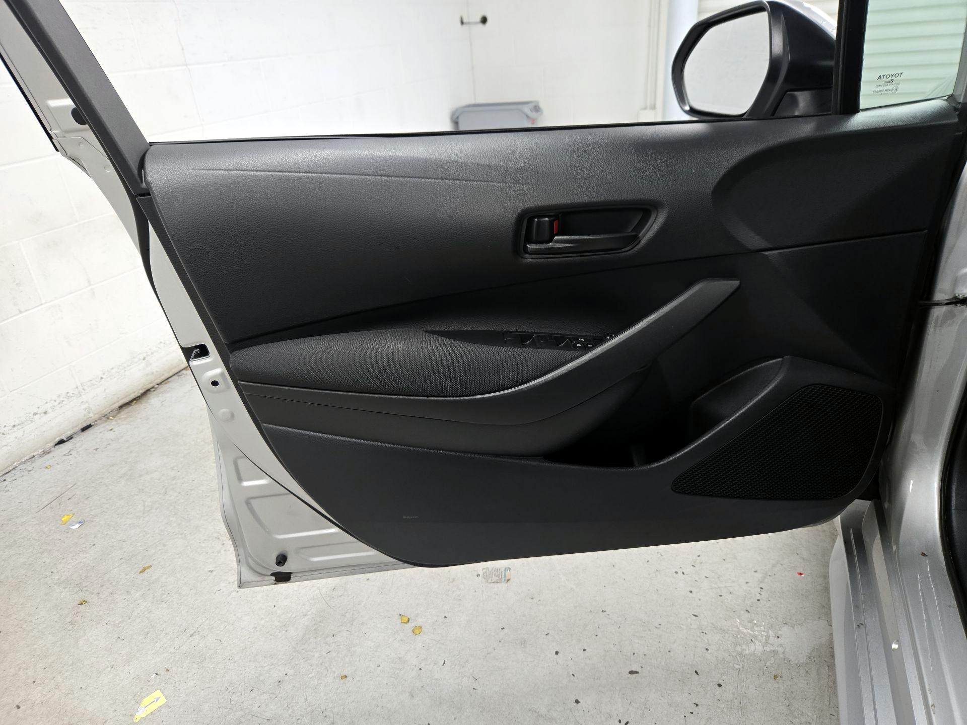 Thumbnail: 2025 Toyota Corolla - 12