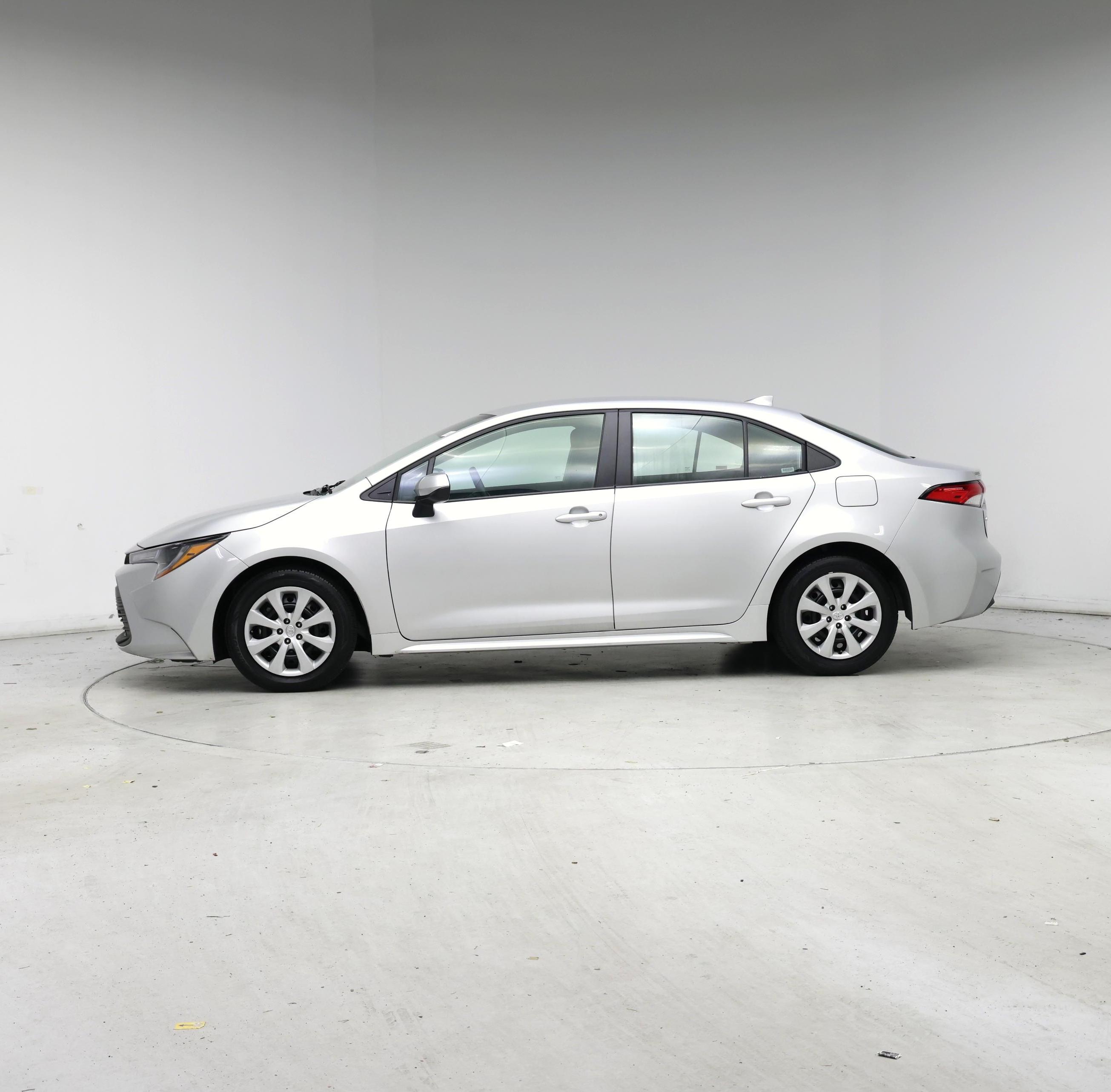 Thumbnail: 2025 Toyota Corolla - 3