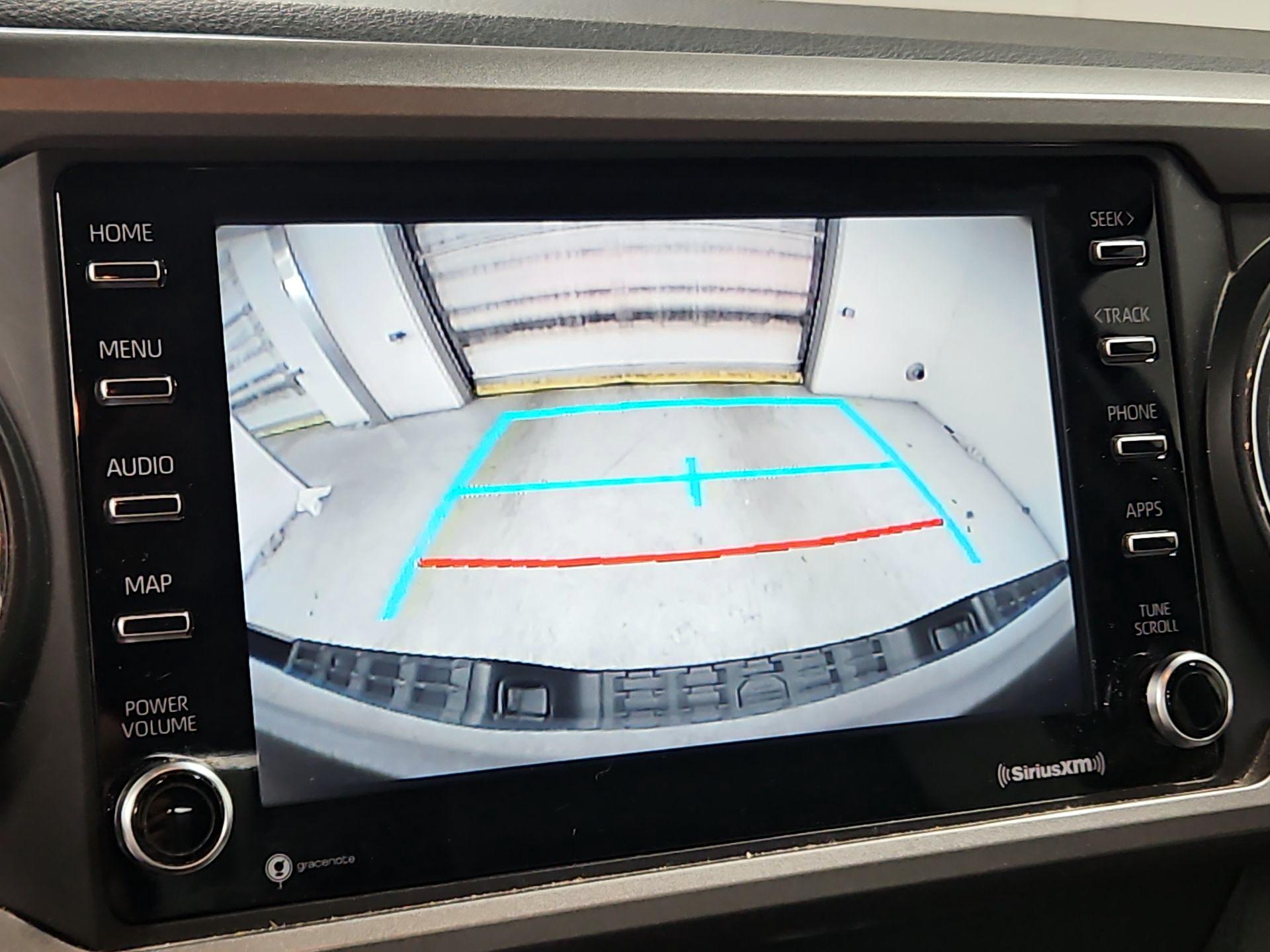 Thumbnail: 2020 Toyota Tacoma - 14