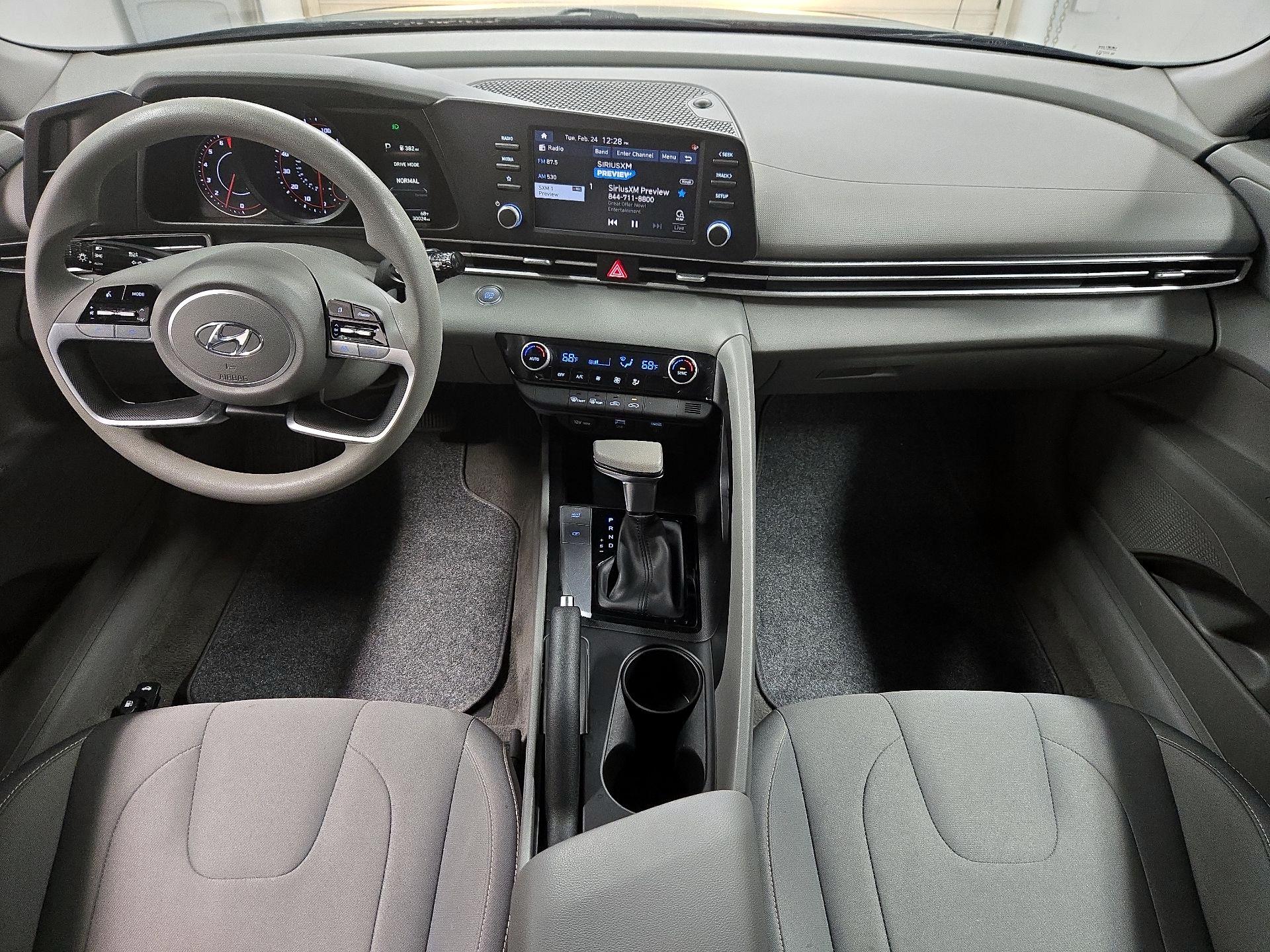 Thumbnail: 2023 Hyundai Elantra - 9