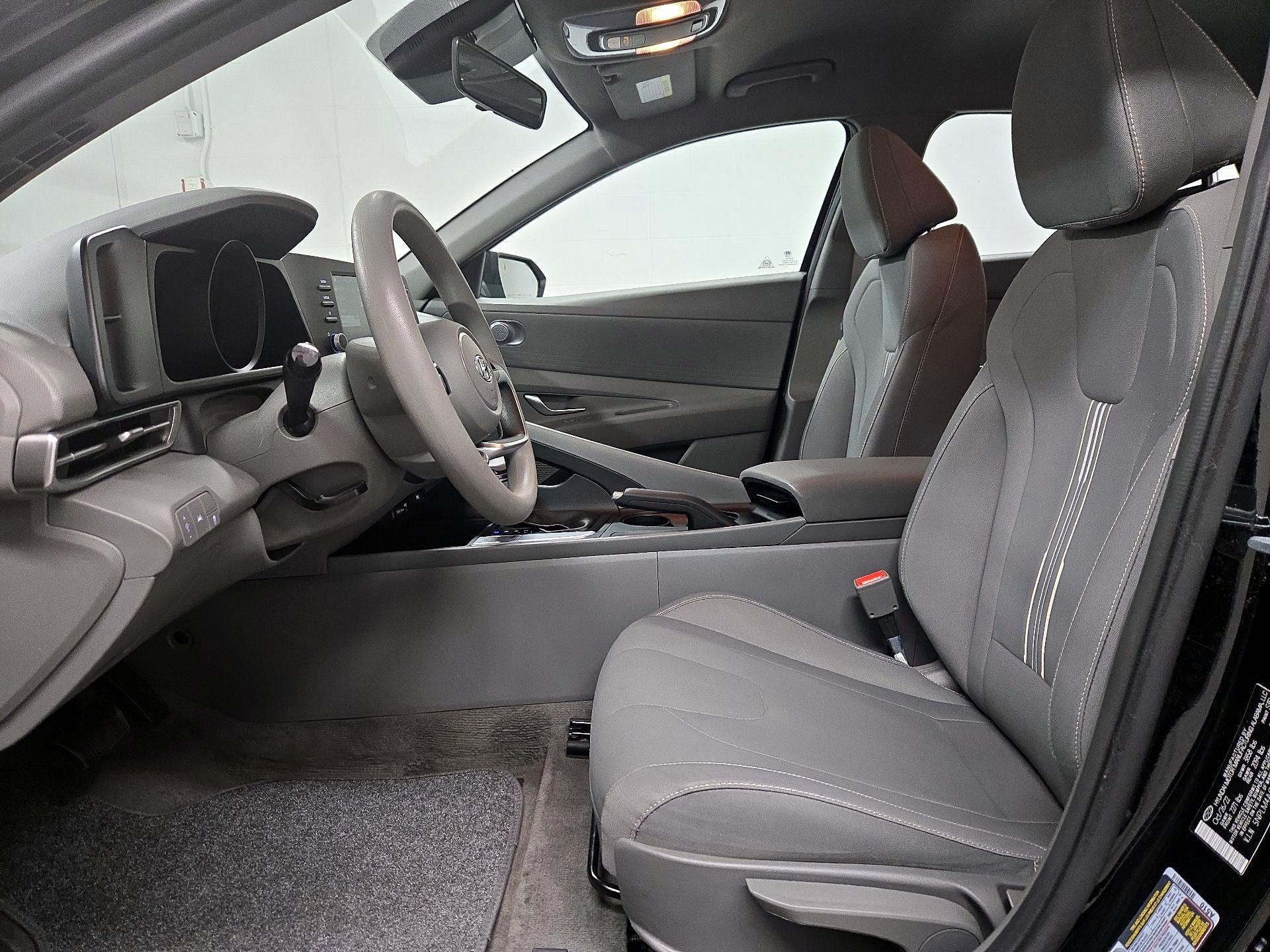 Thumbnail: 2023 Hyundai Elantra - 11