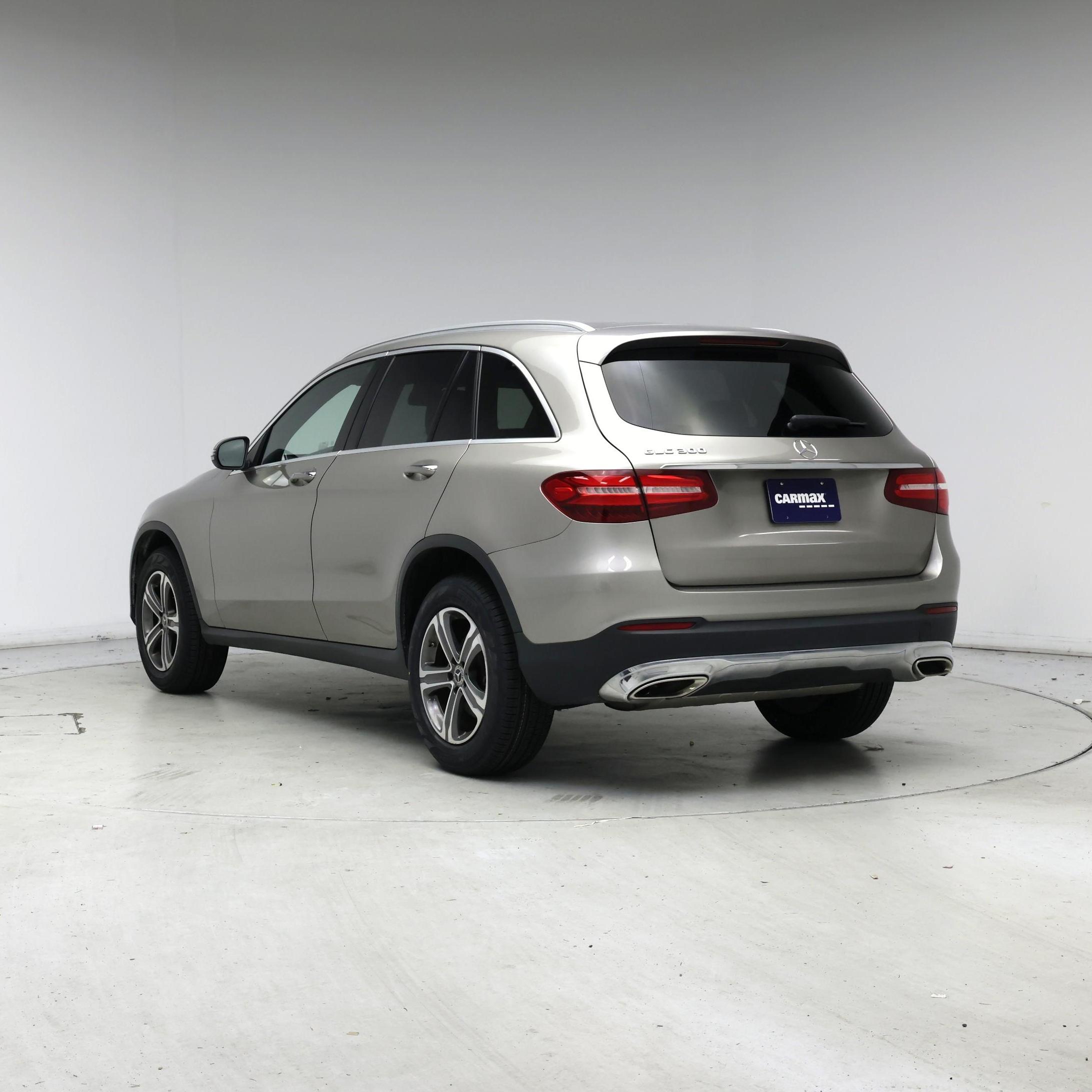 Thumbnail: 2019 Mercedes-Benz GLC - 2