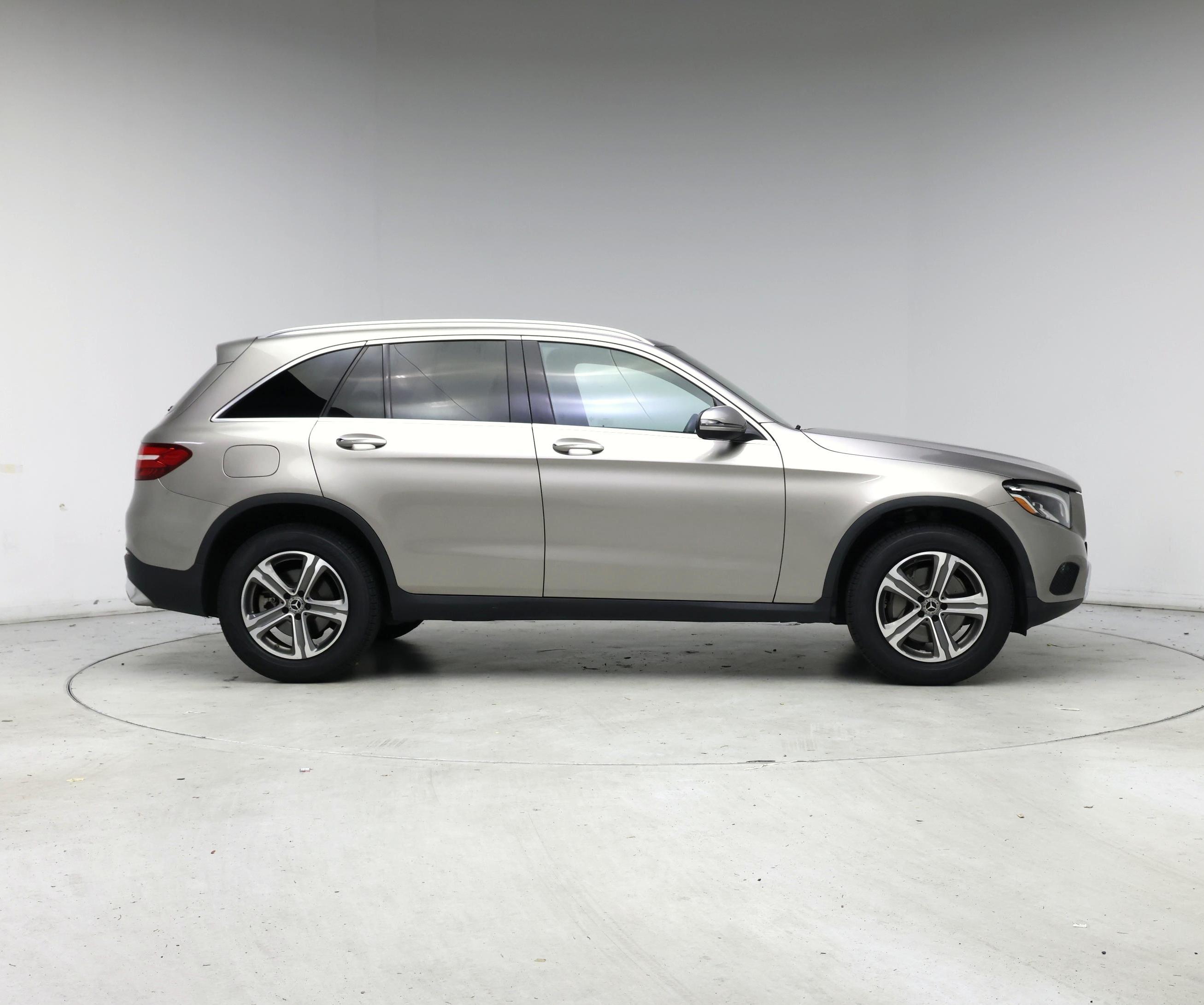 Thumbnail: 2019 Mercedes-Benz GLC - 7