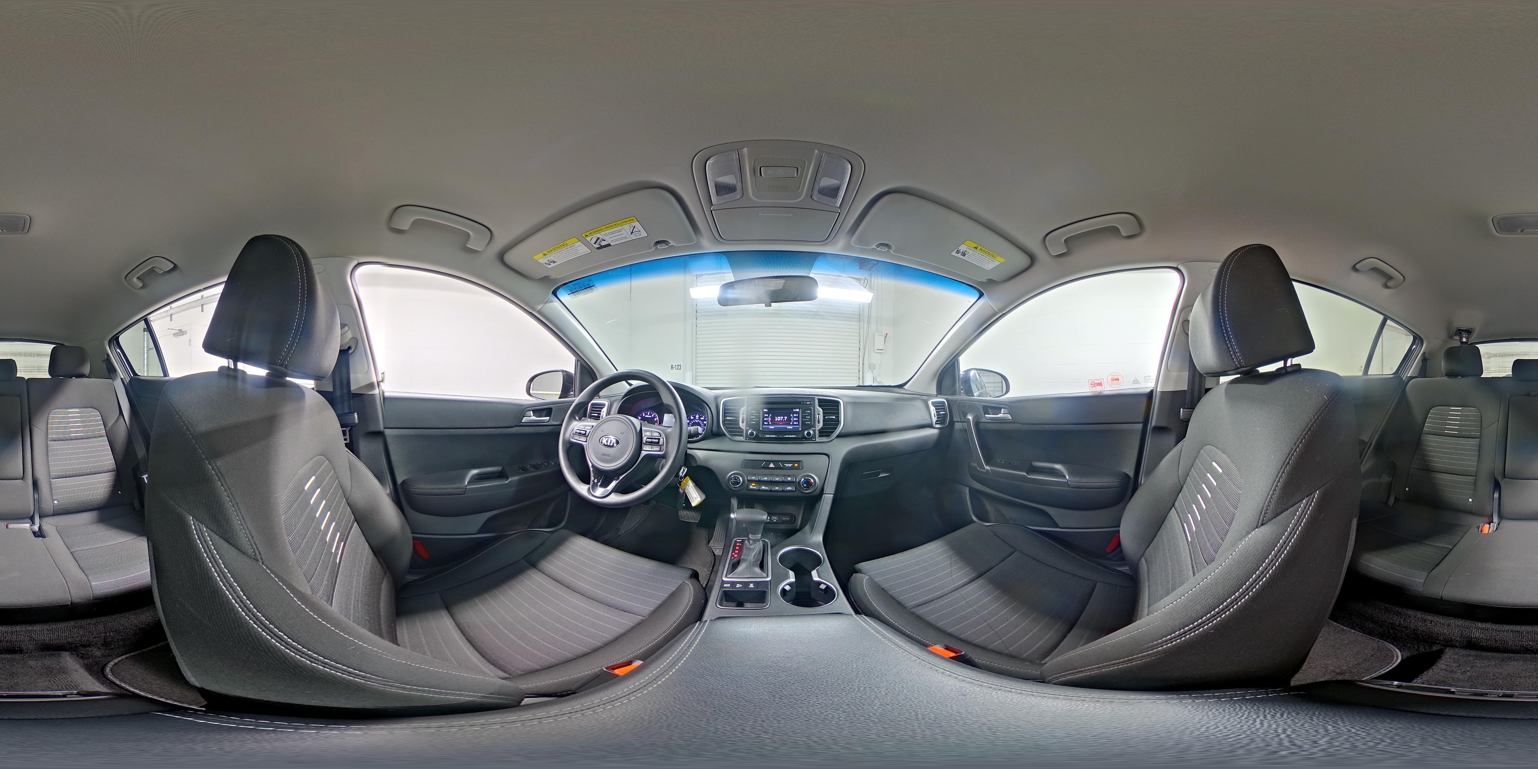 2018 Kia Sportage LX - Photo 24