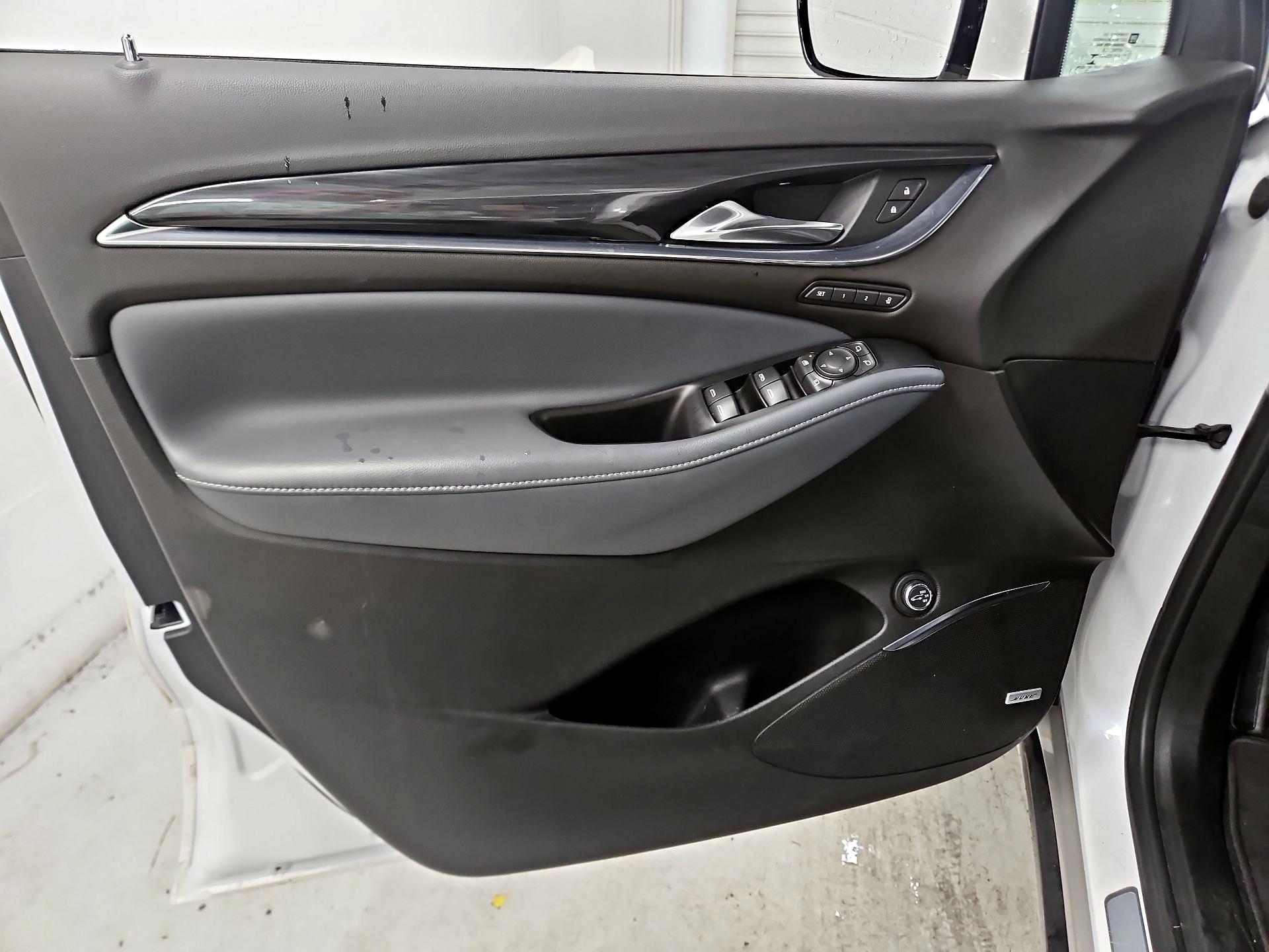 Thumbnail: 2022 Buick Enclave - 12