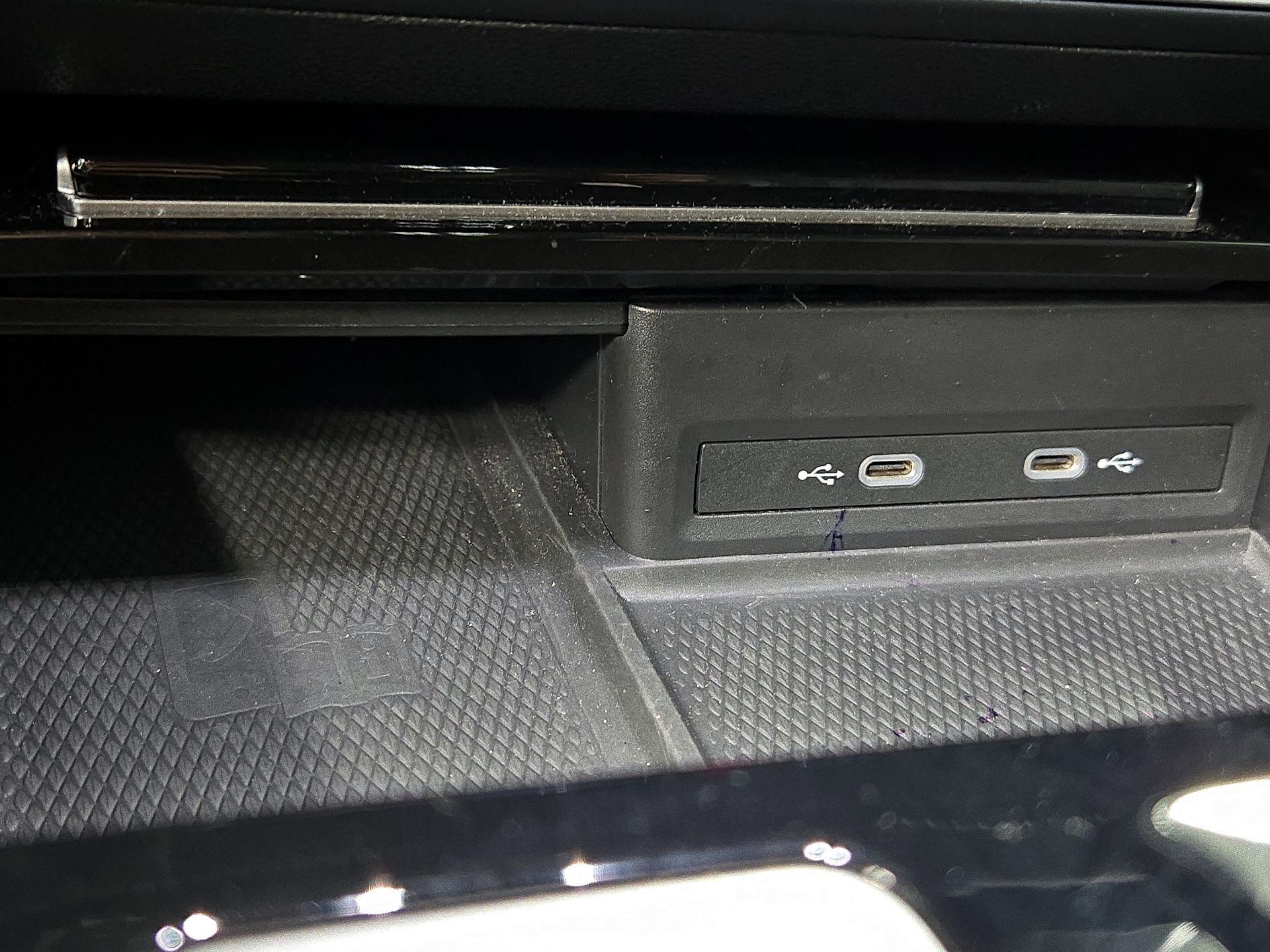 Thumbnail: 2024 Volkswagen Atlas - 17