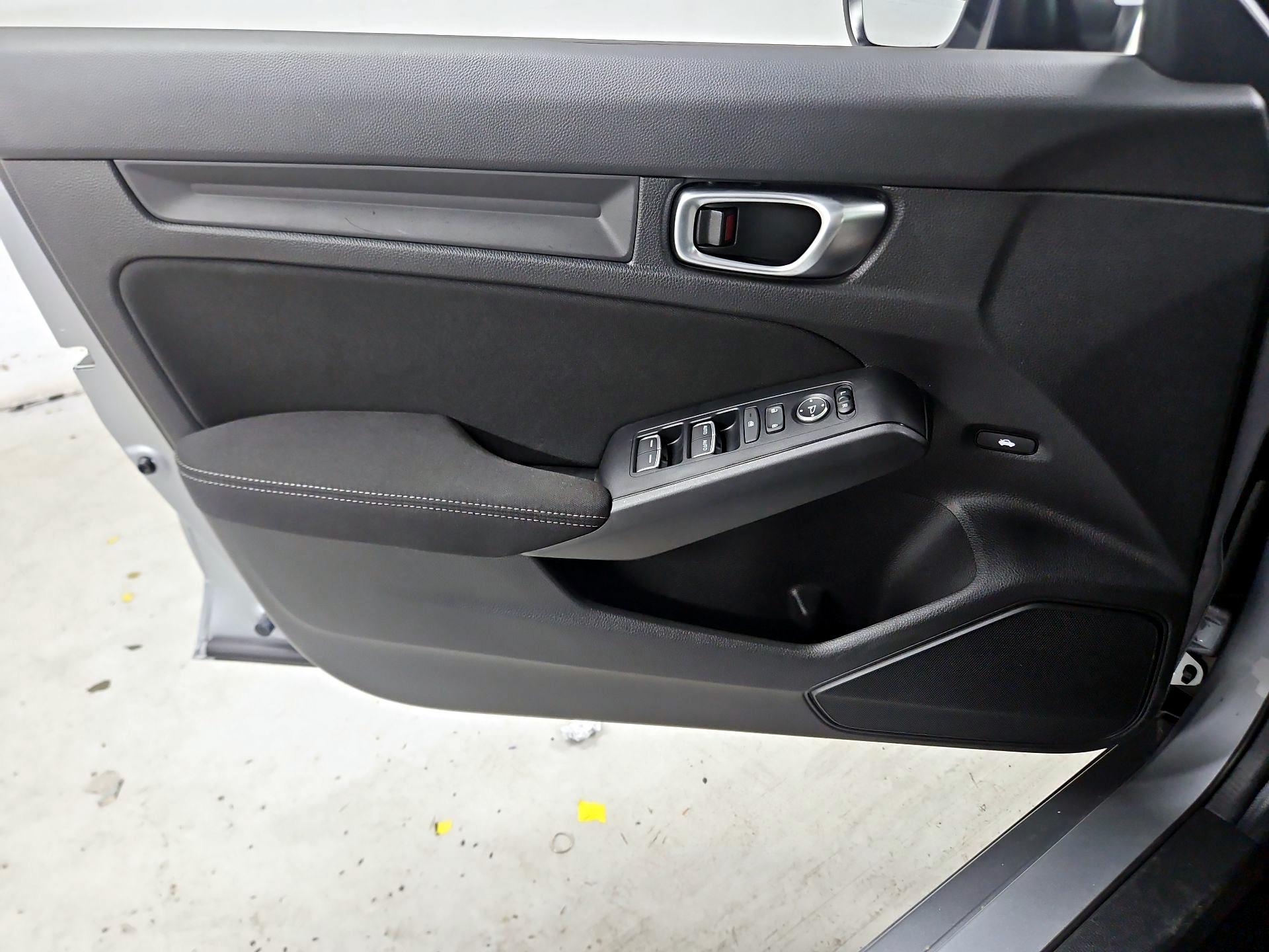 Thumbnail: 2024 Honda Civic - 12