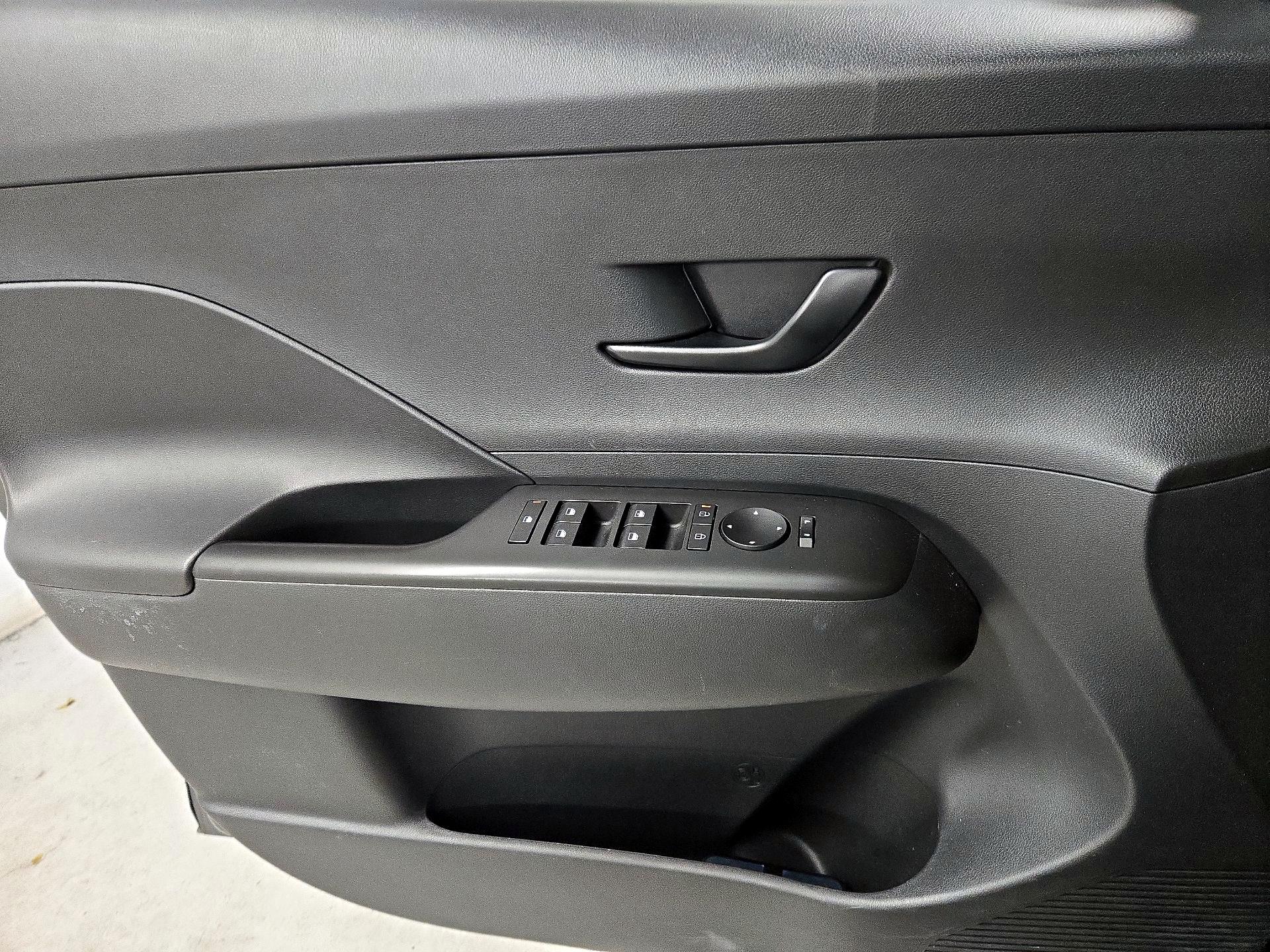 Thumbnail: 2025 Hyundai Kona - 12