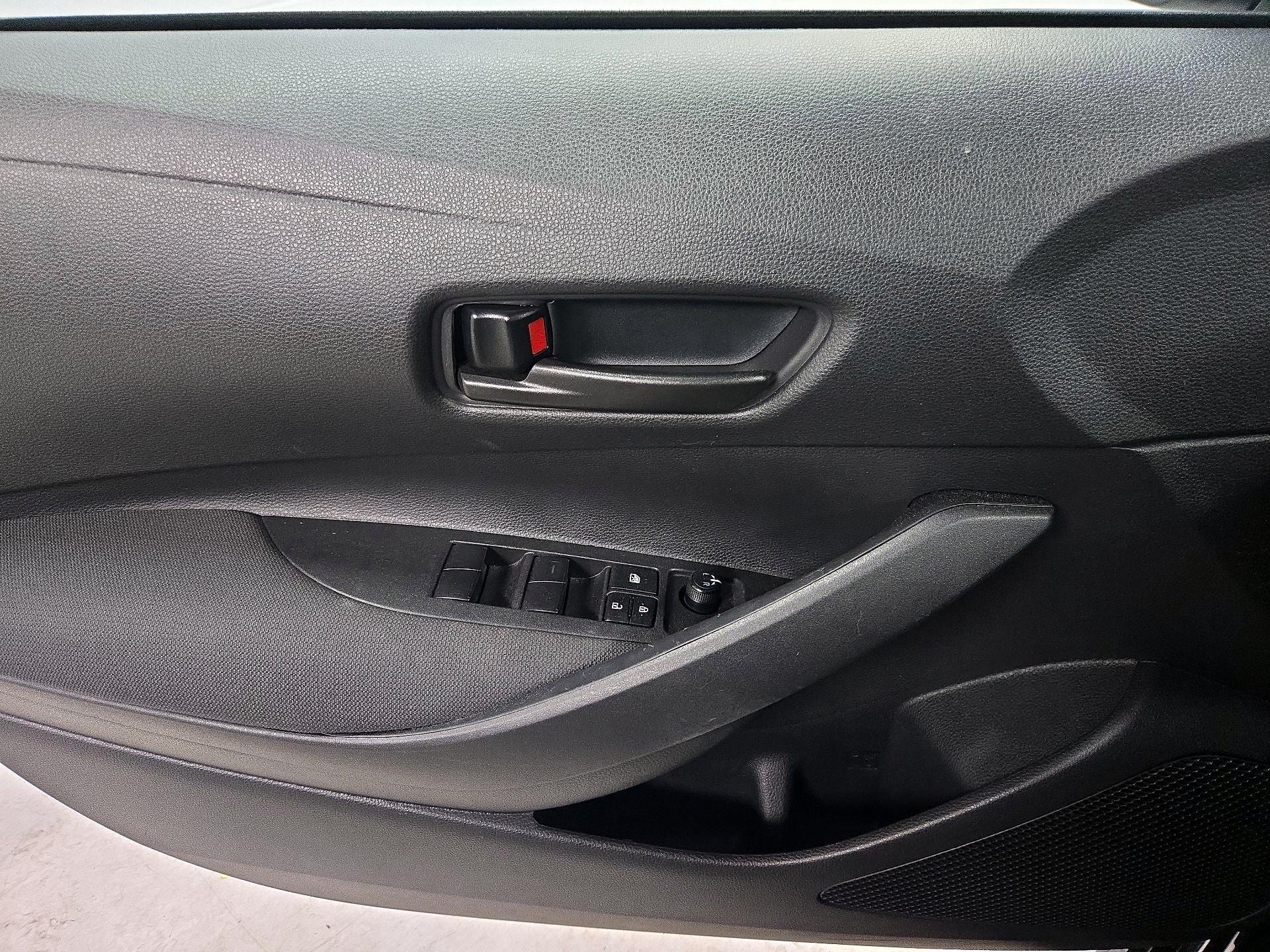 Thumbnail: 2025 Toyota Corolla - 12