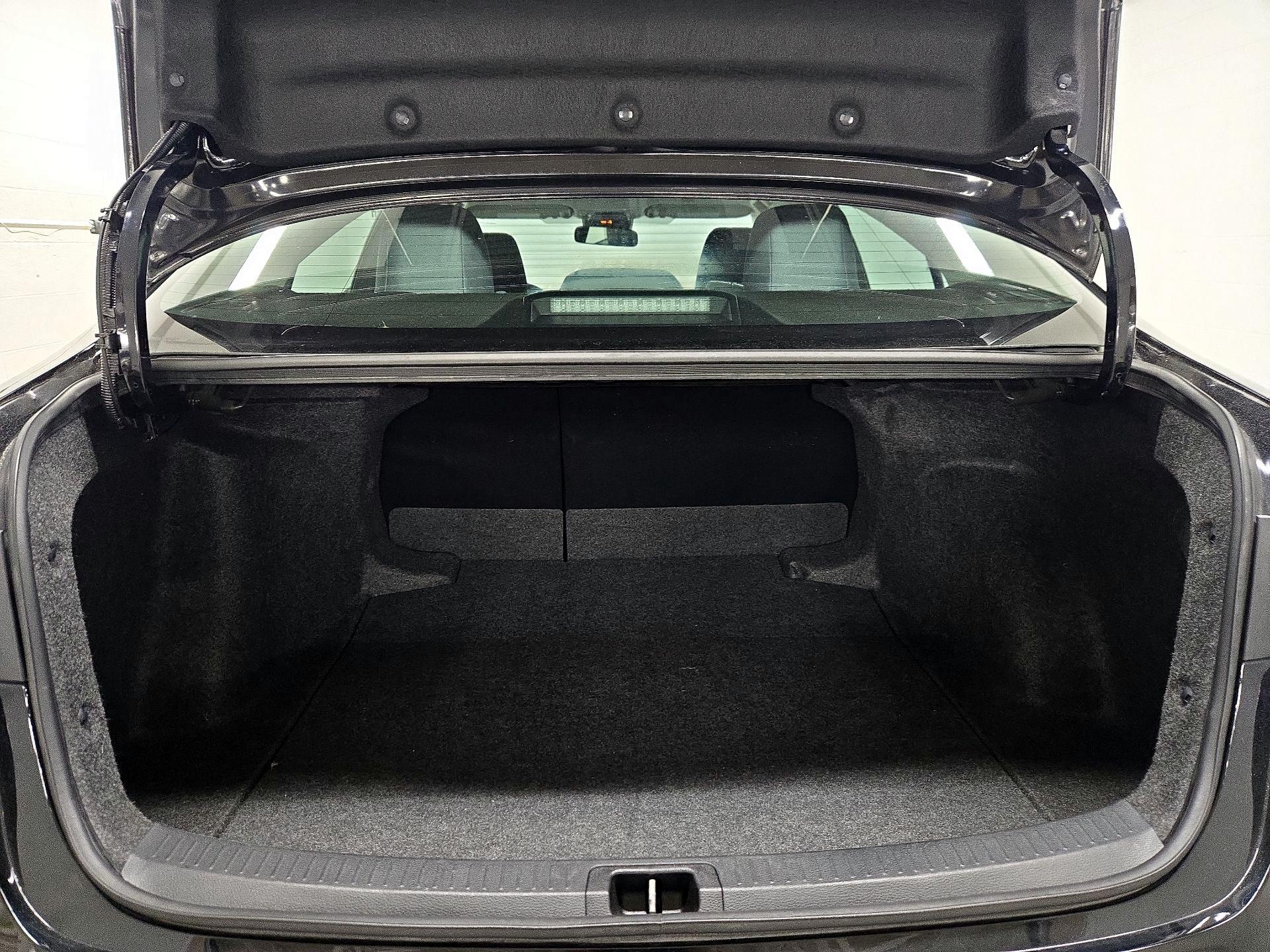 Thumbnail: 2025 Toyota Corolla - 20