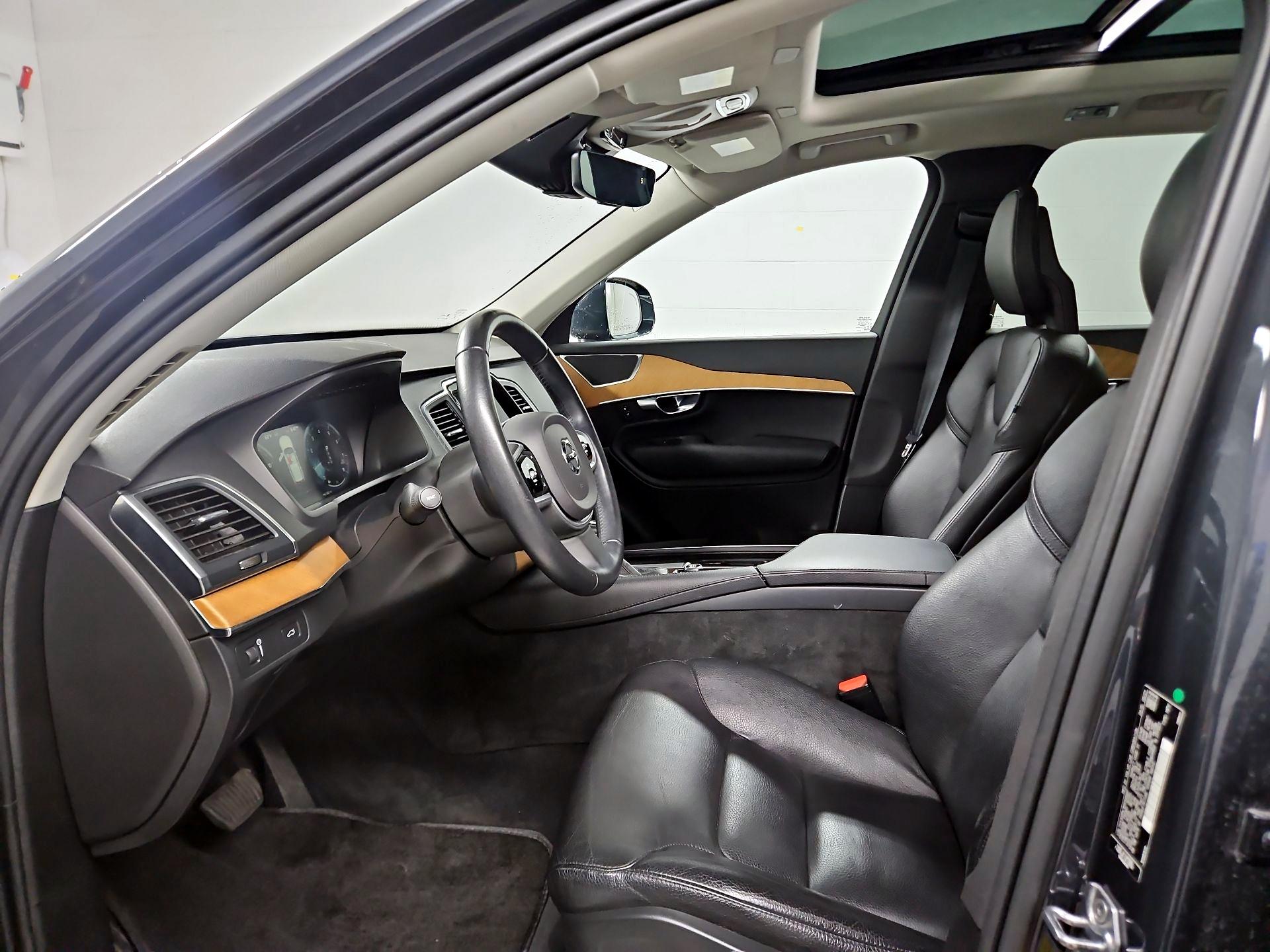 Thumbnail: 2021 Volvo XC90 - 11