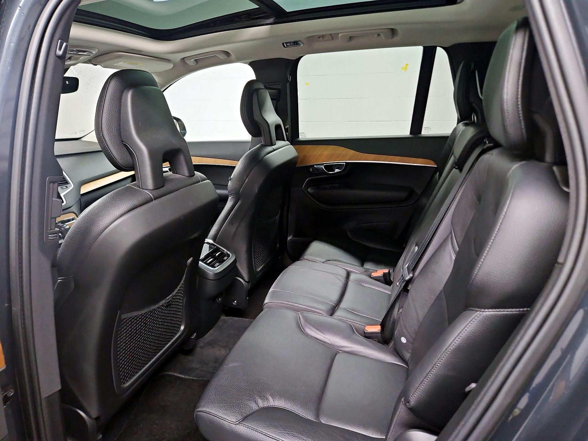 Thumbnail: 2021 Volvo XC90 - 20