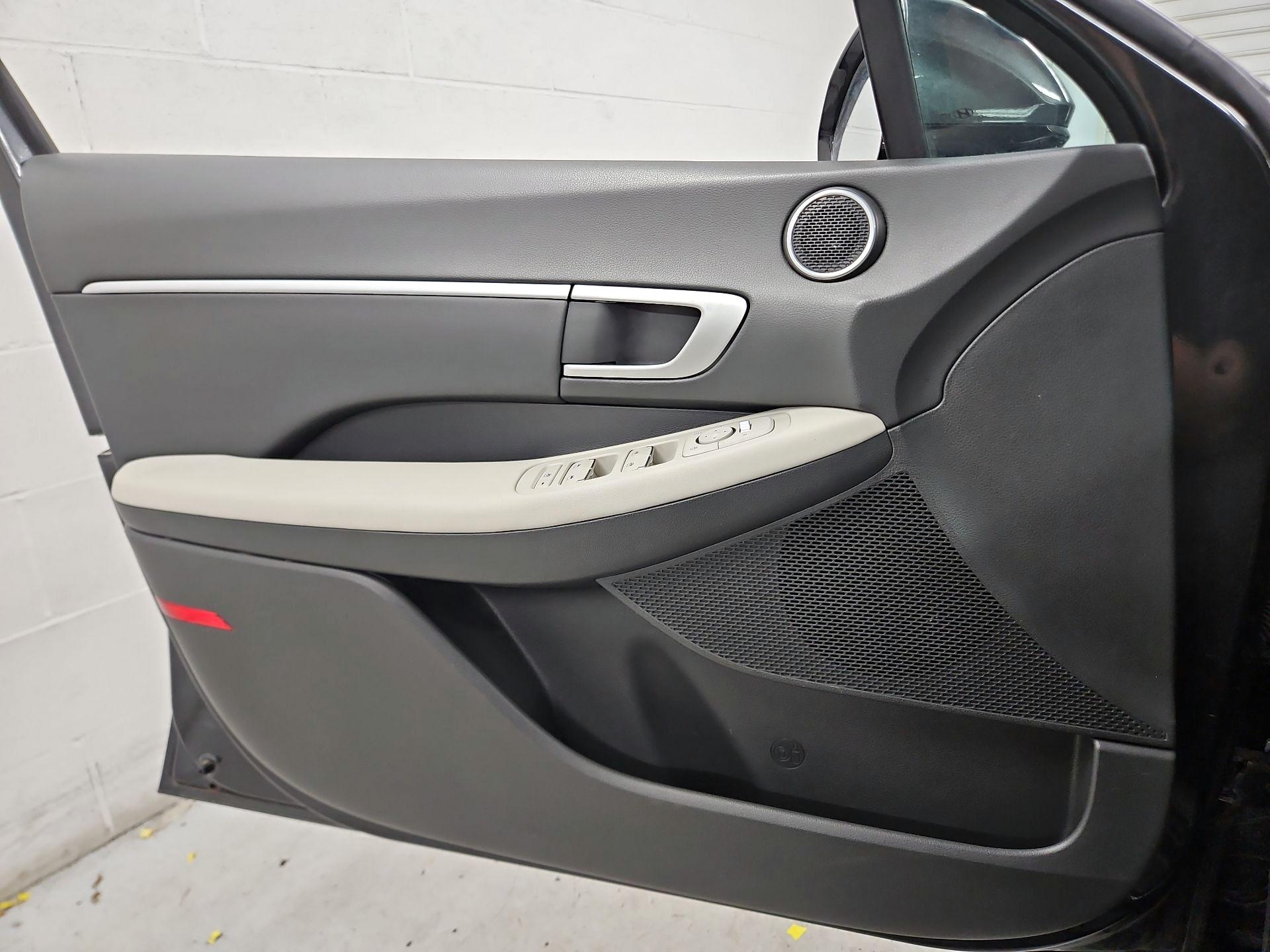 Thumbnail: 2025 Hyundai Sonata - 12