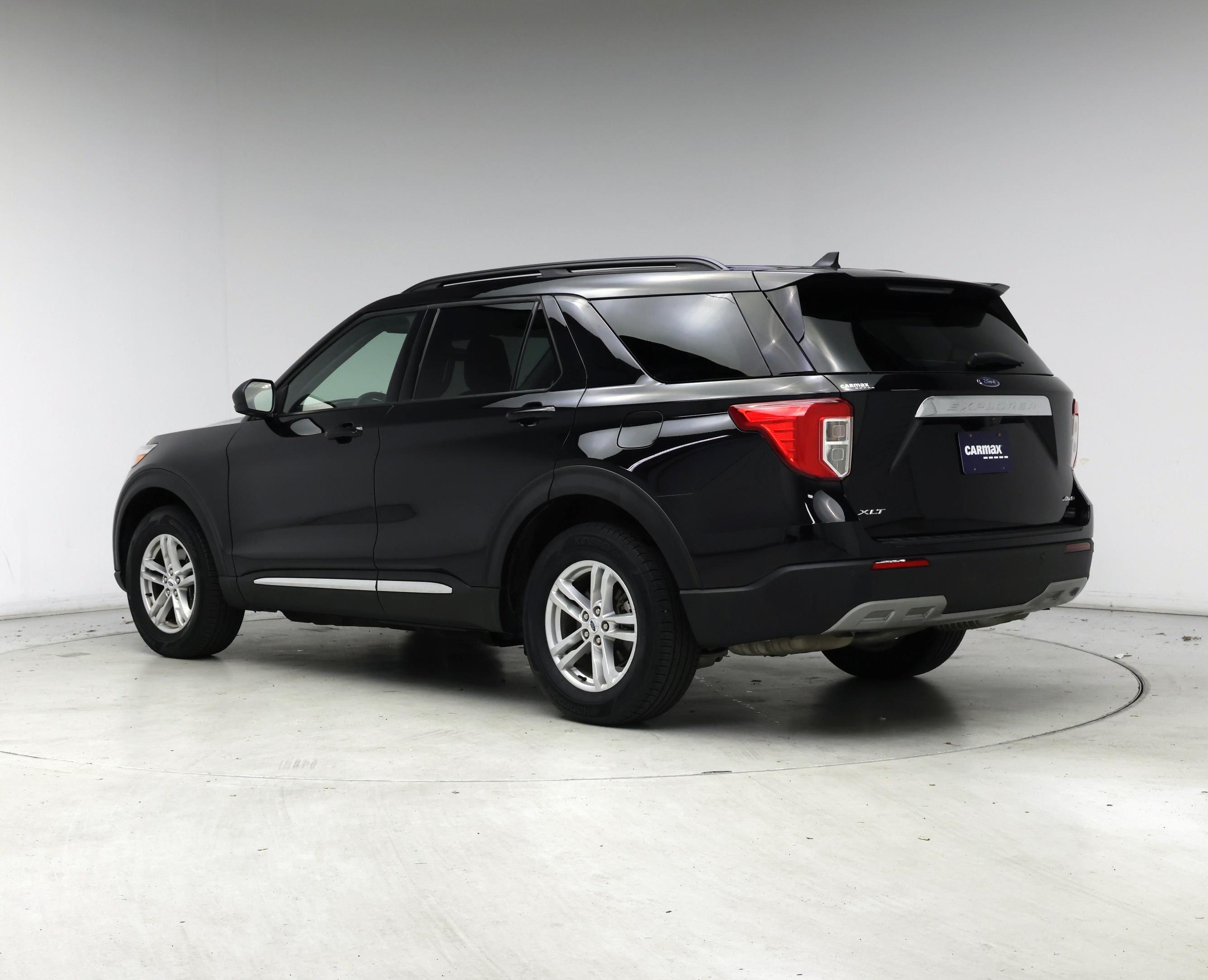 Thumbnail: 2022 Ford Explorer - 2