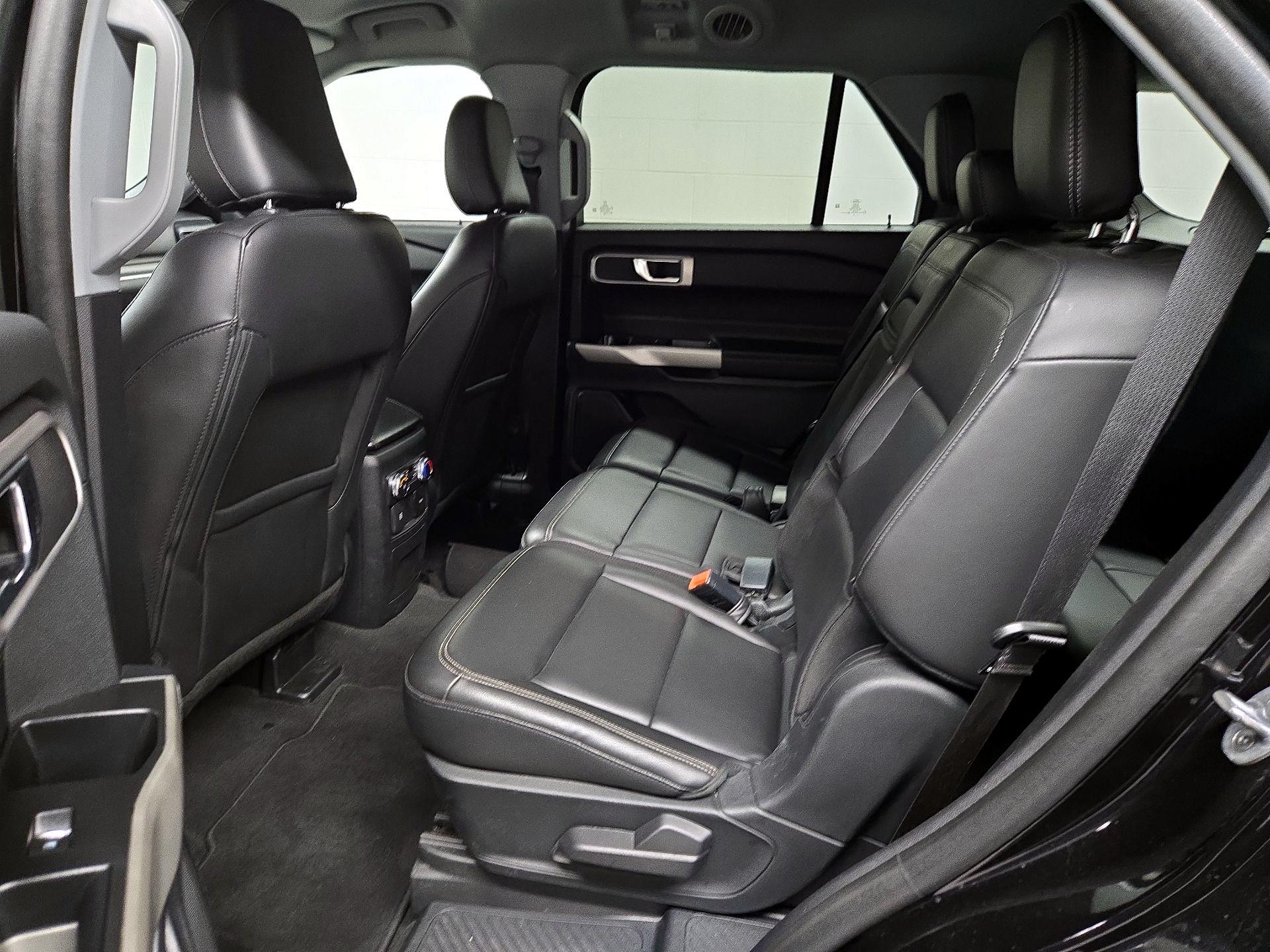 Thumbnail: 2022 Ford Explorer - 19