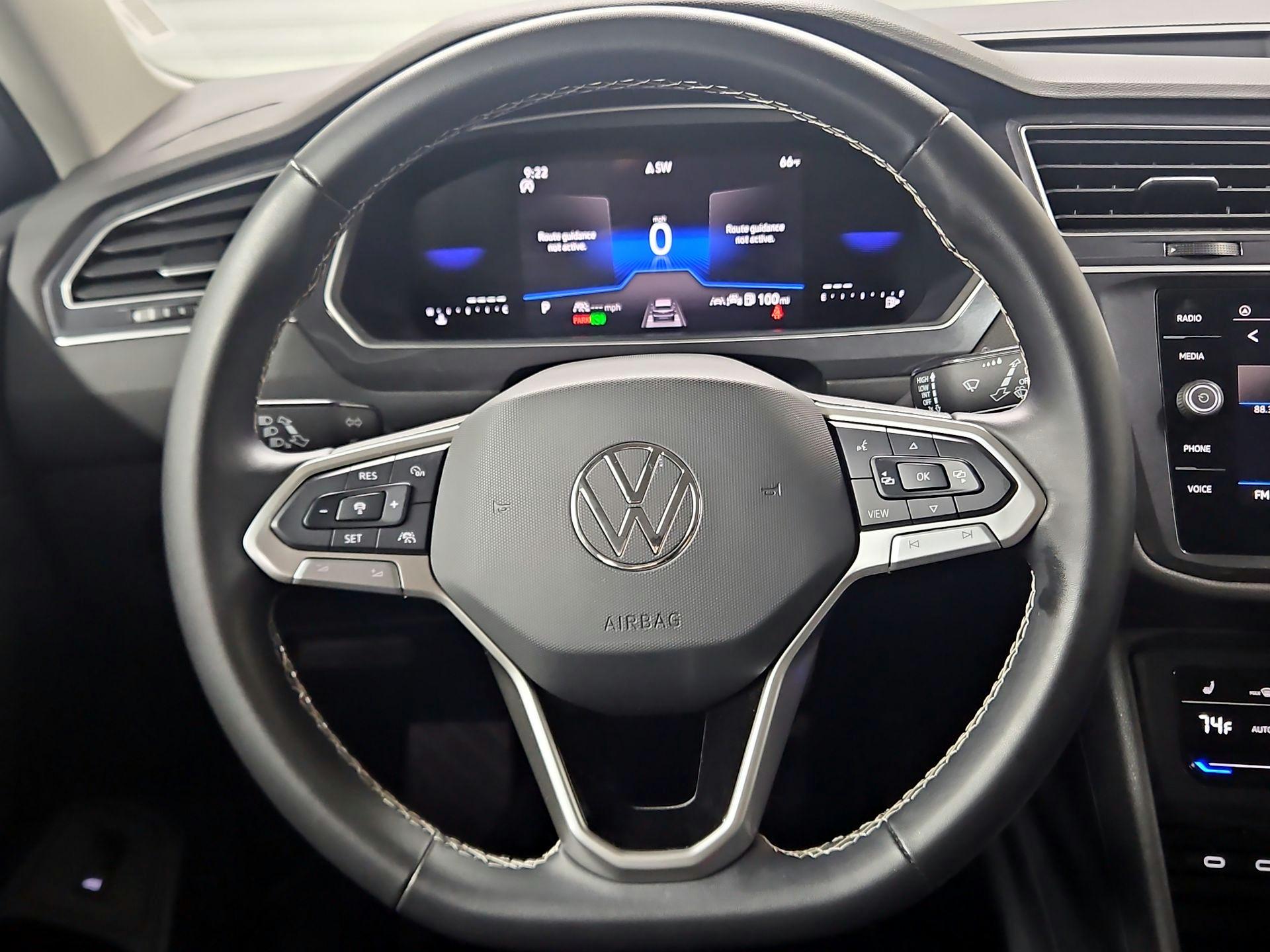 Thumbnail: 2024 Volkswagen Tiguan - 10