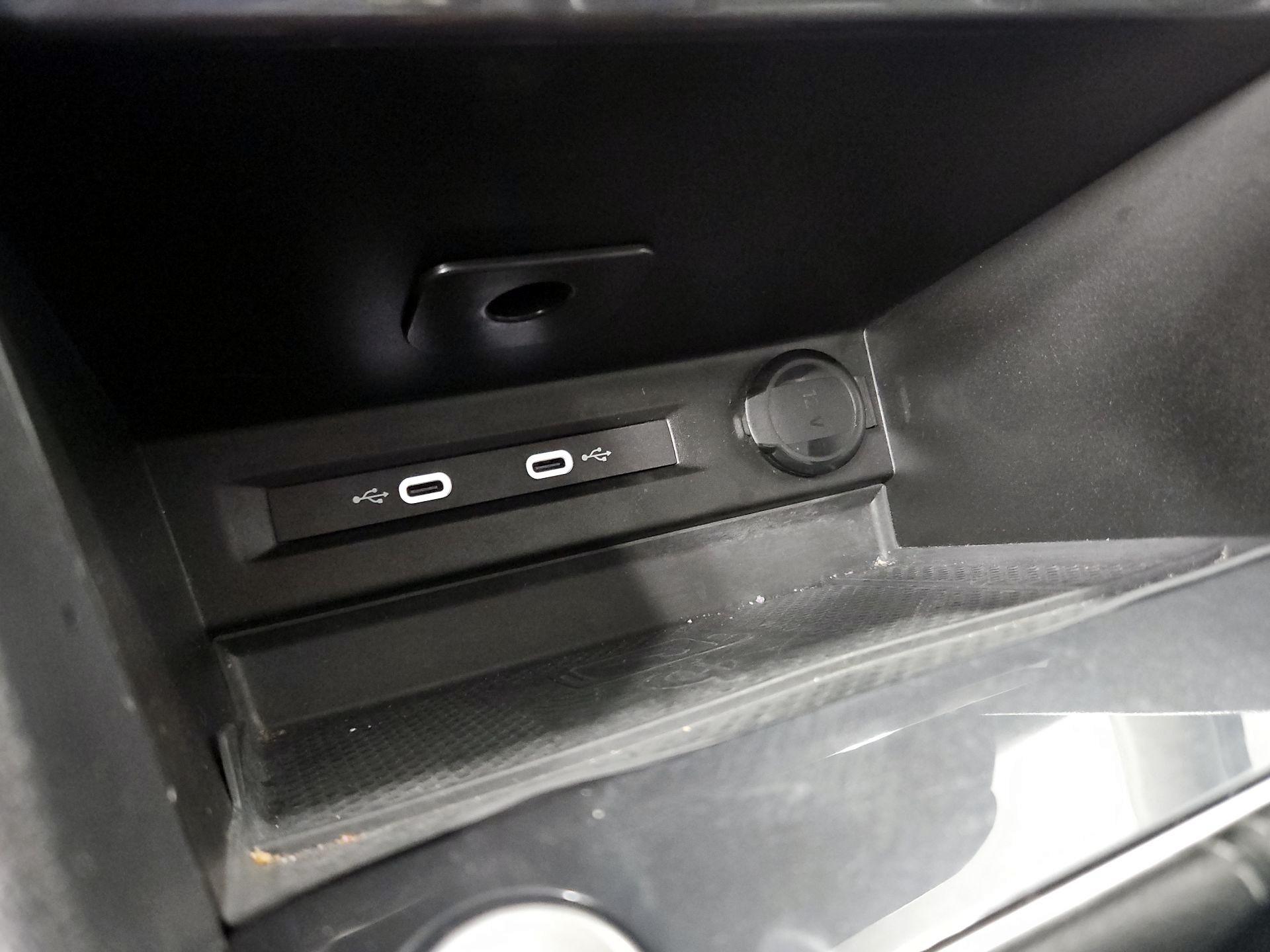 Thumbnail: 2024 Volkswagen Tiguan - 18