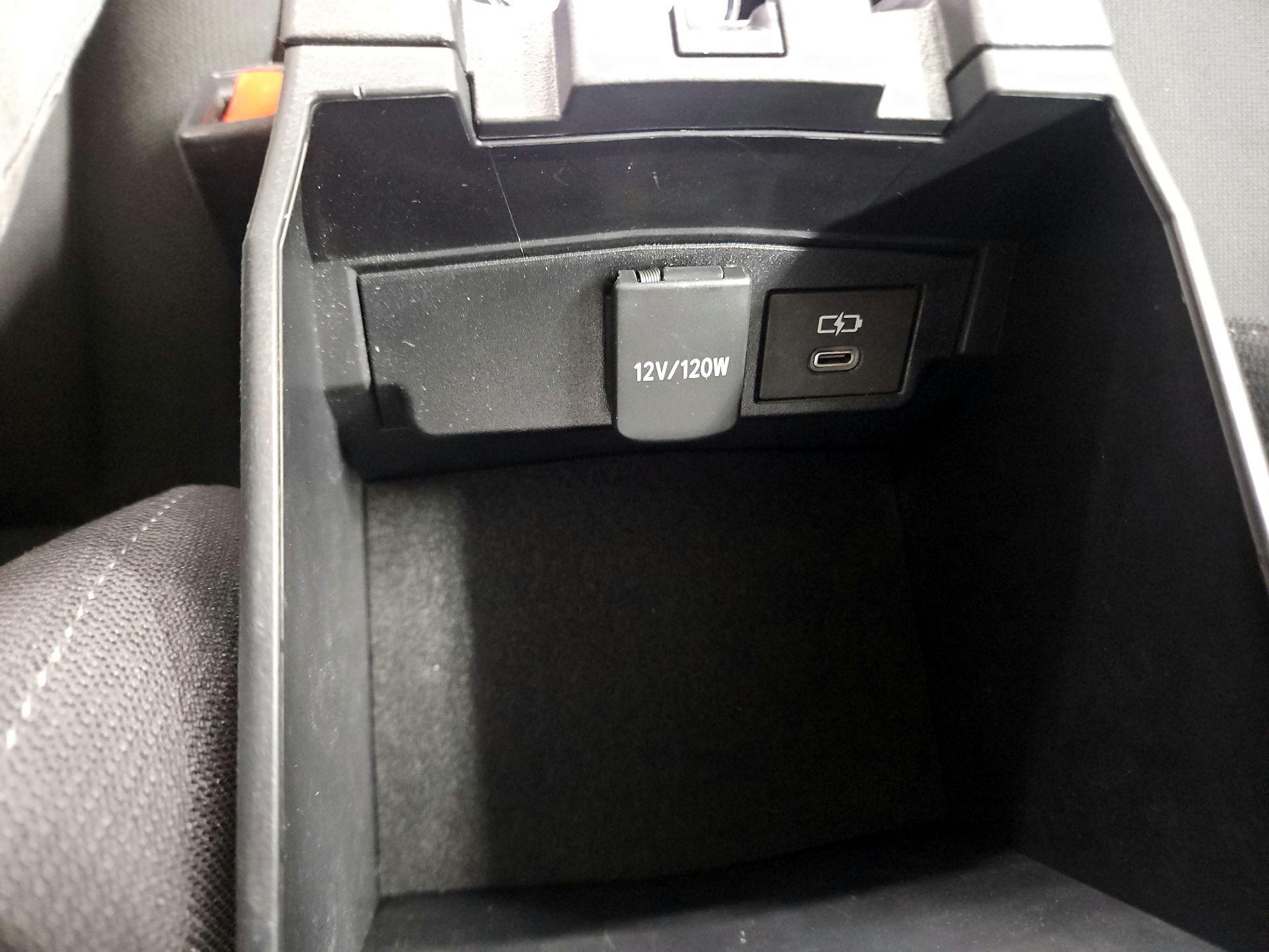 Thumbnail: 2024 Toyota Corolla - 18