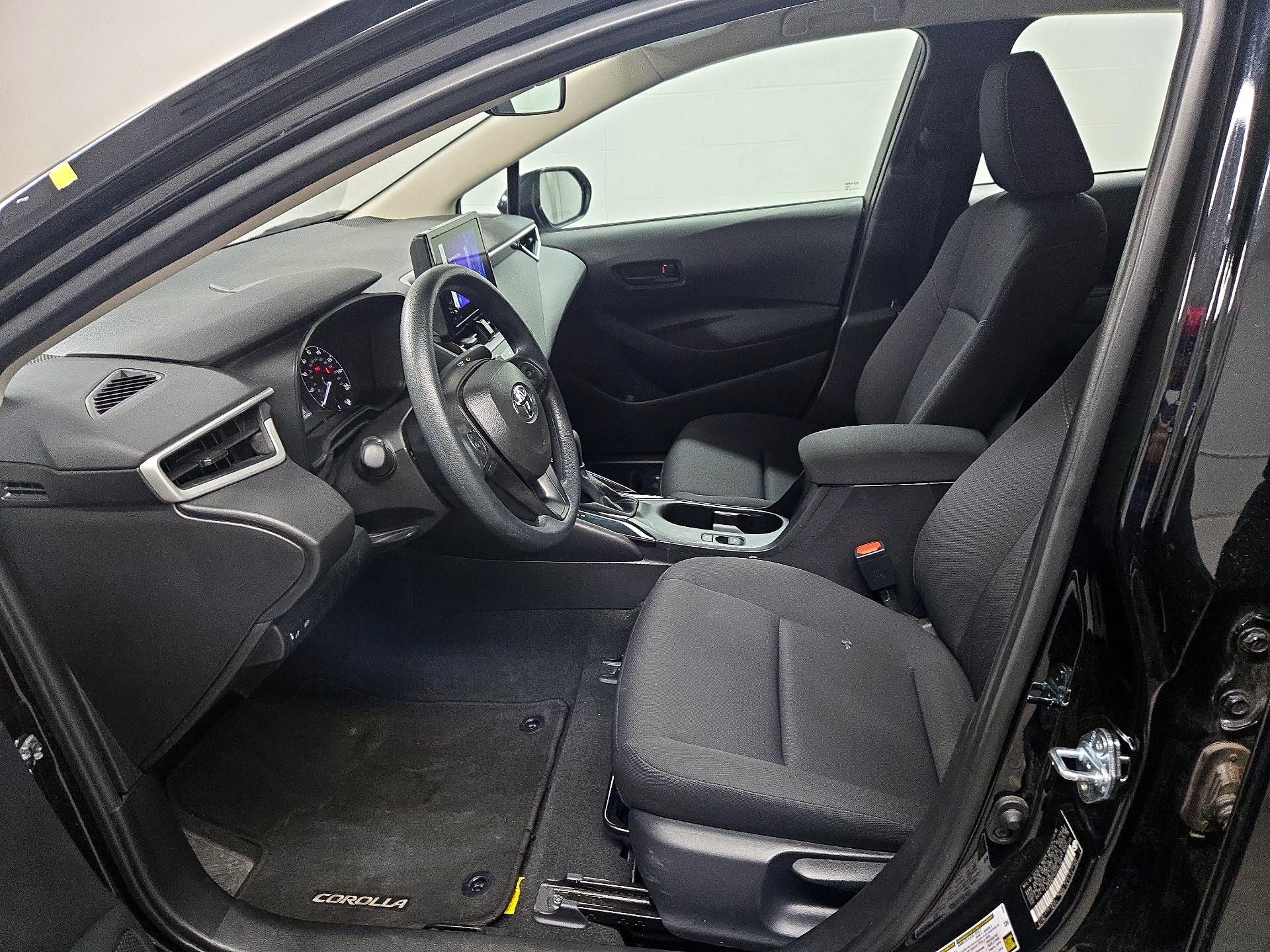 Thumbnail: 2025 Toyota Corolla - 11