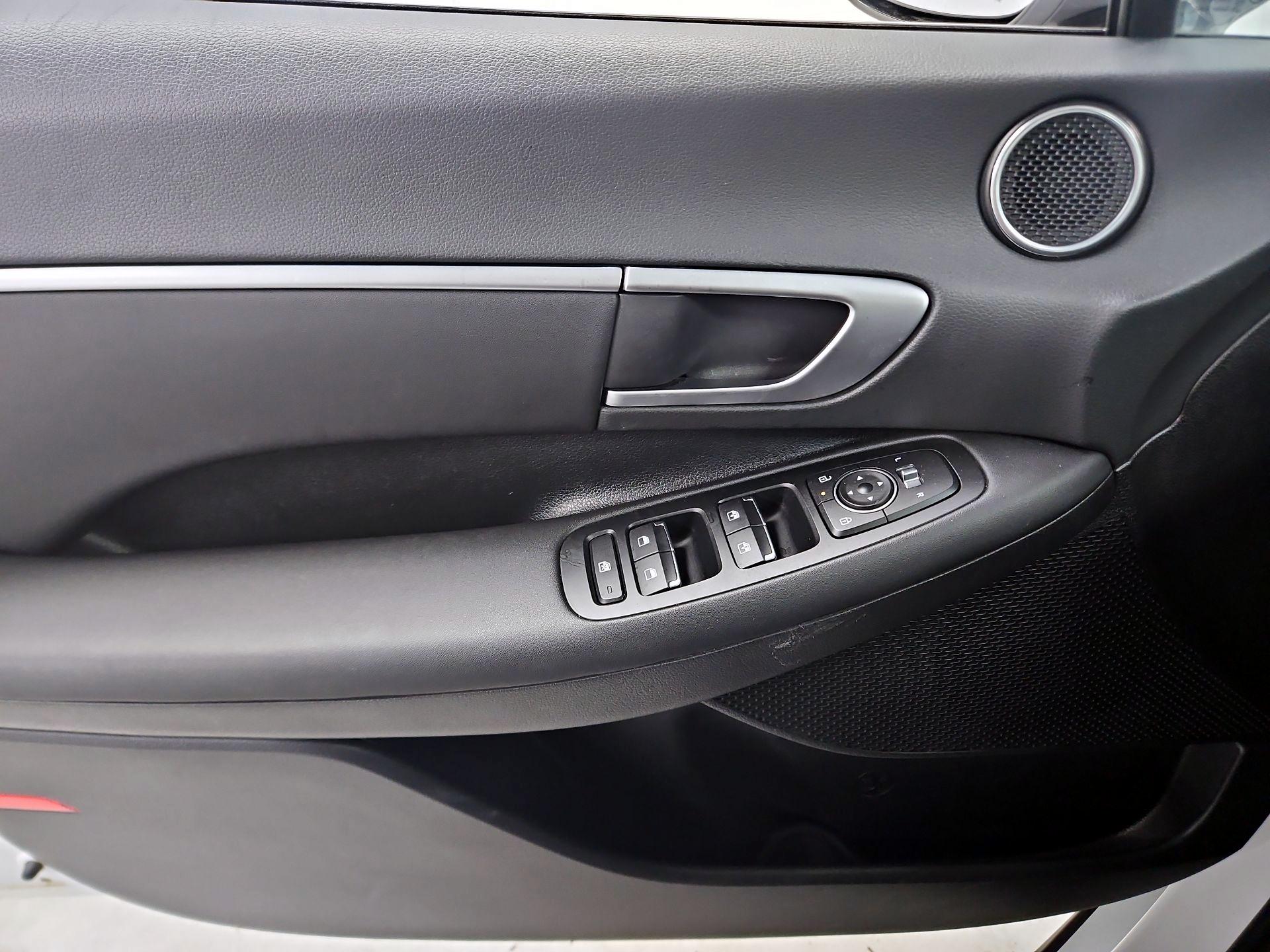 Thumbnail: 2025 Hyundai Sonata - 12