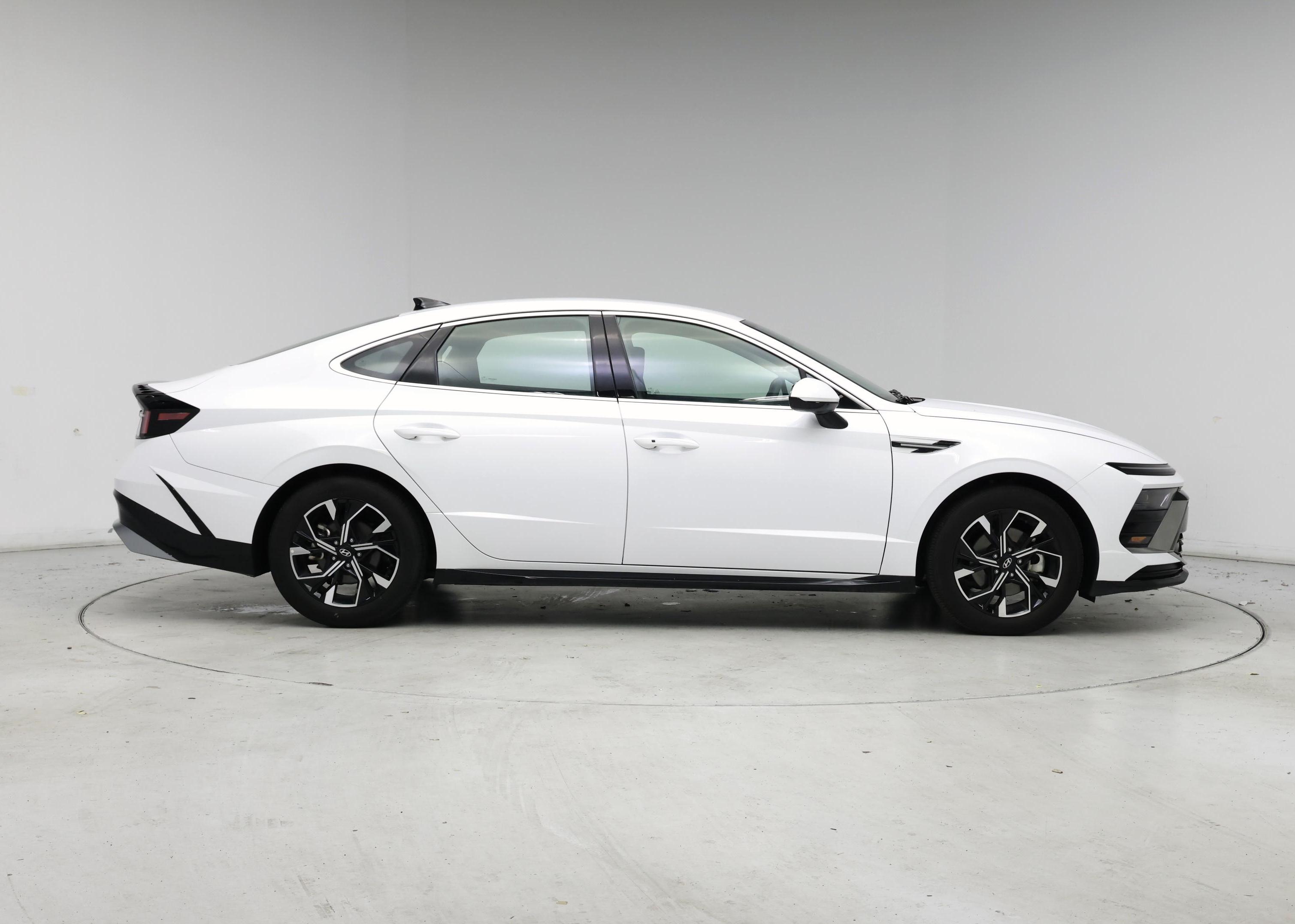 Thumbnail: 2025 Hyundai Sonata - 7