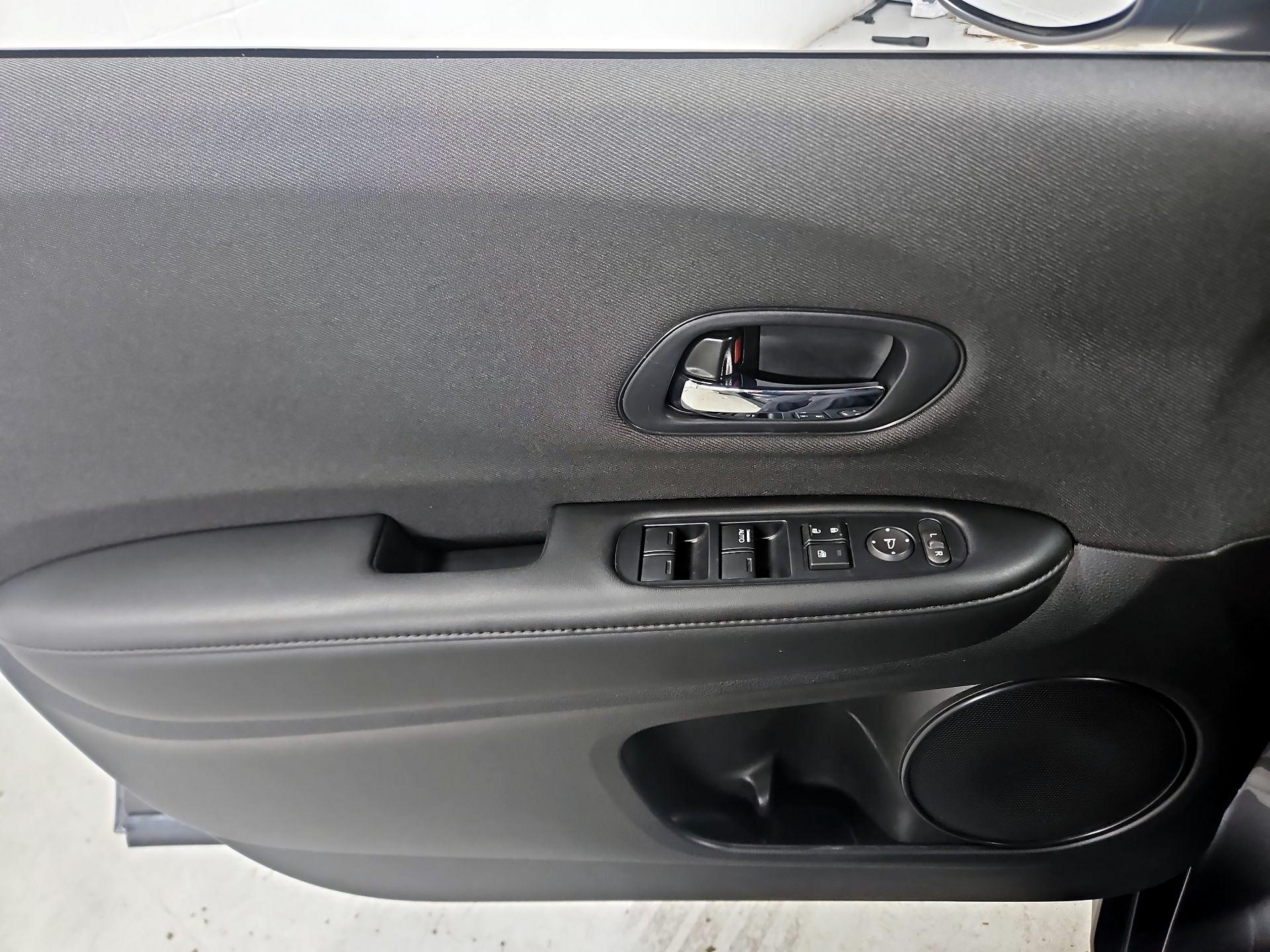 Thumbnail: 2022 Honda HR-V - 12