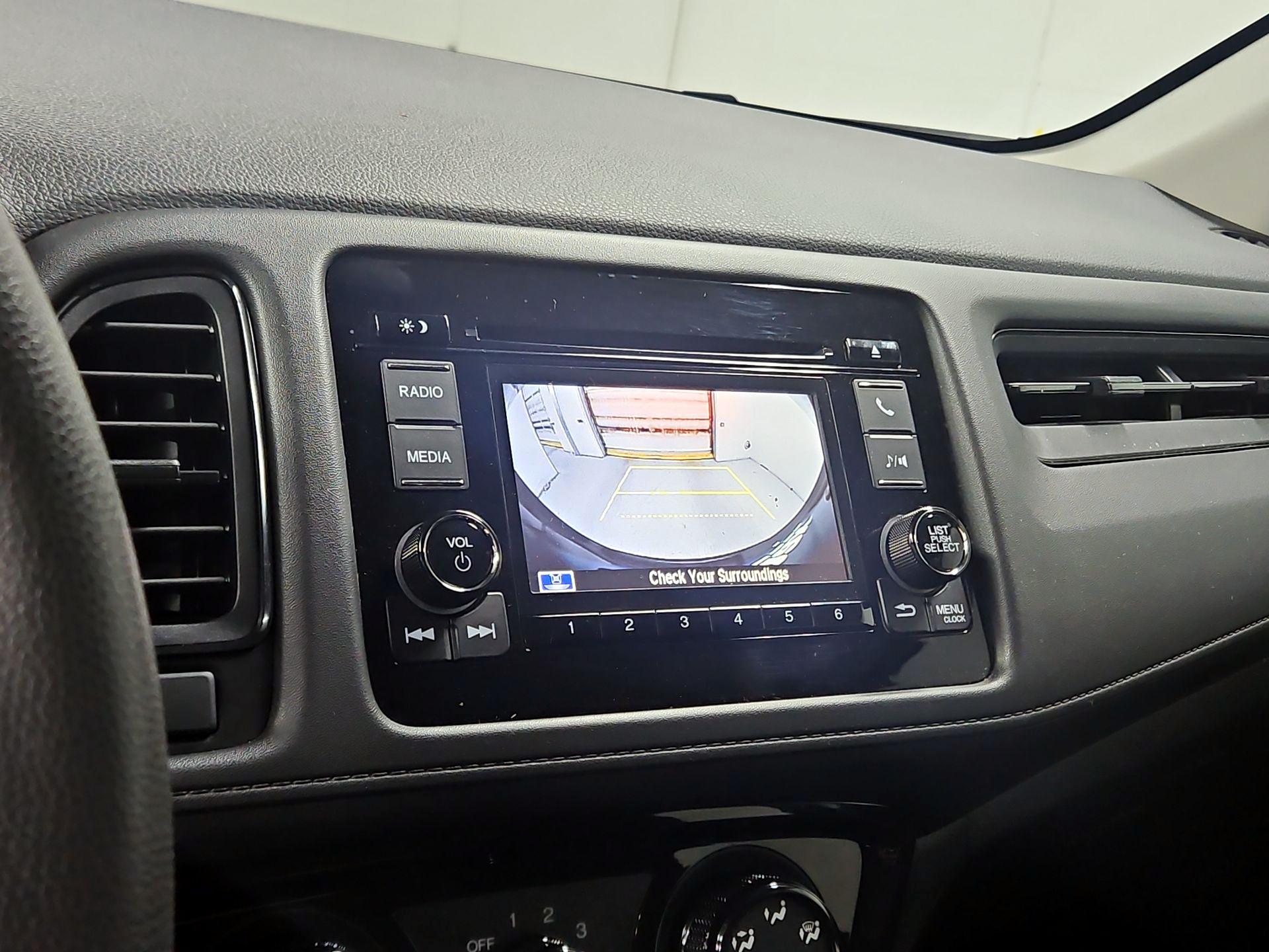 Thumbnail: 2022 Honda HR-V - 14