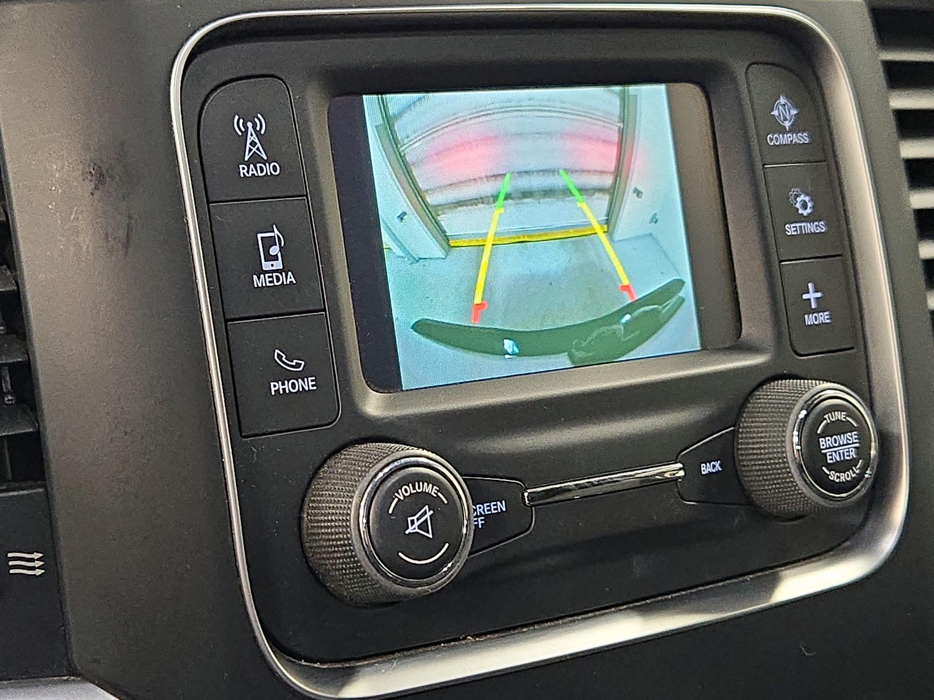 Thumbnail: 2020 RAM 1500 Classic - 14