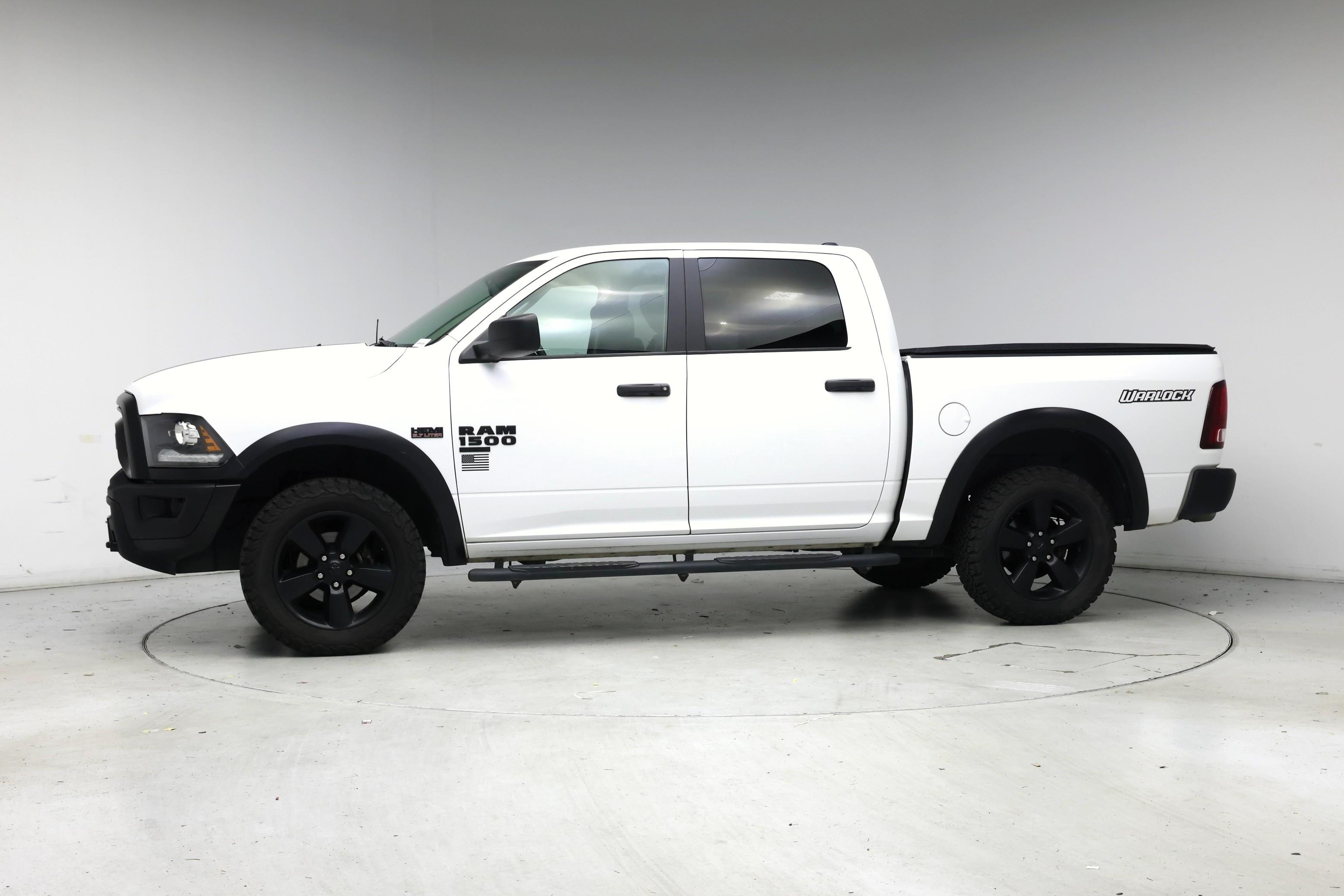 Thumbnail: 2020 RAM 1500 Classic - 3