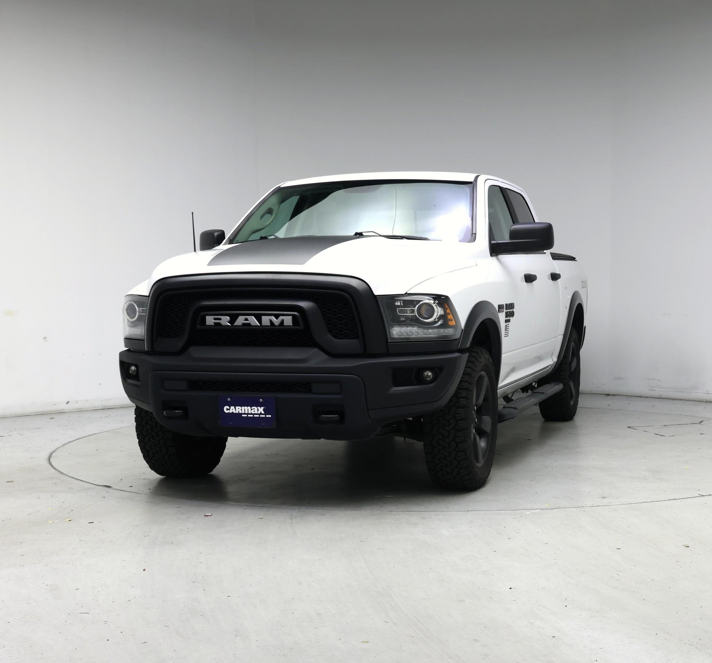 Thumbnail: 2020 RAM 1500 Classic - 4