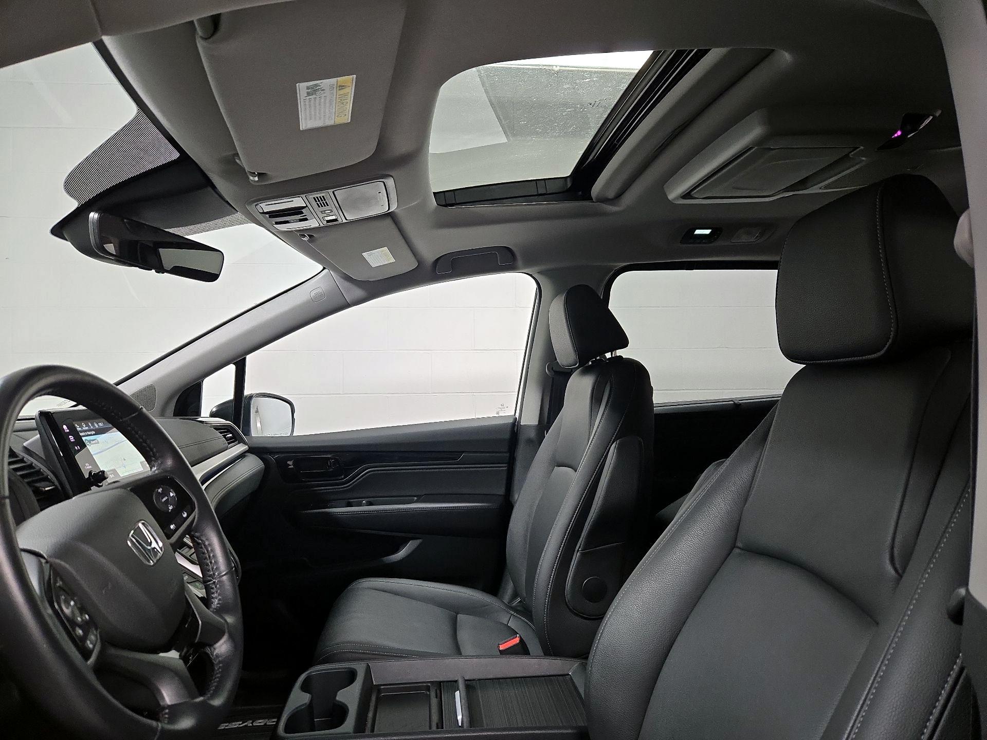 Thumbnail: 2023 Honda Odyssey - 20