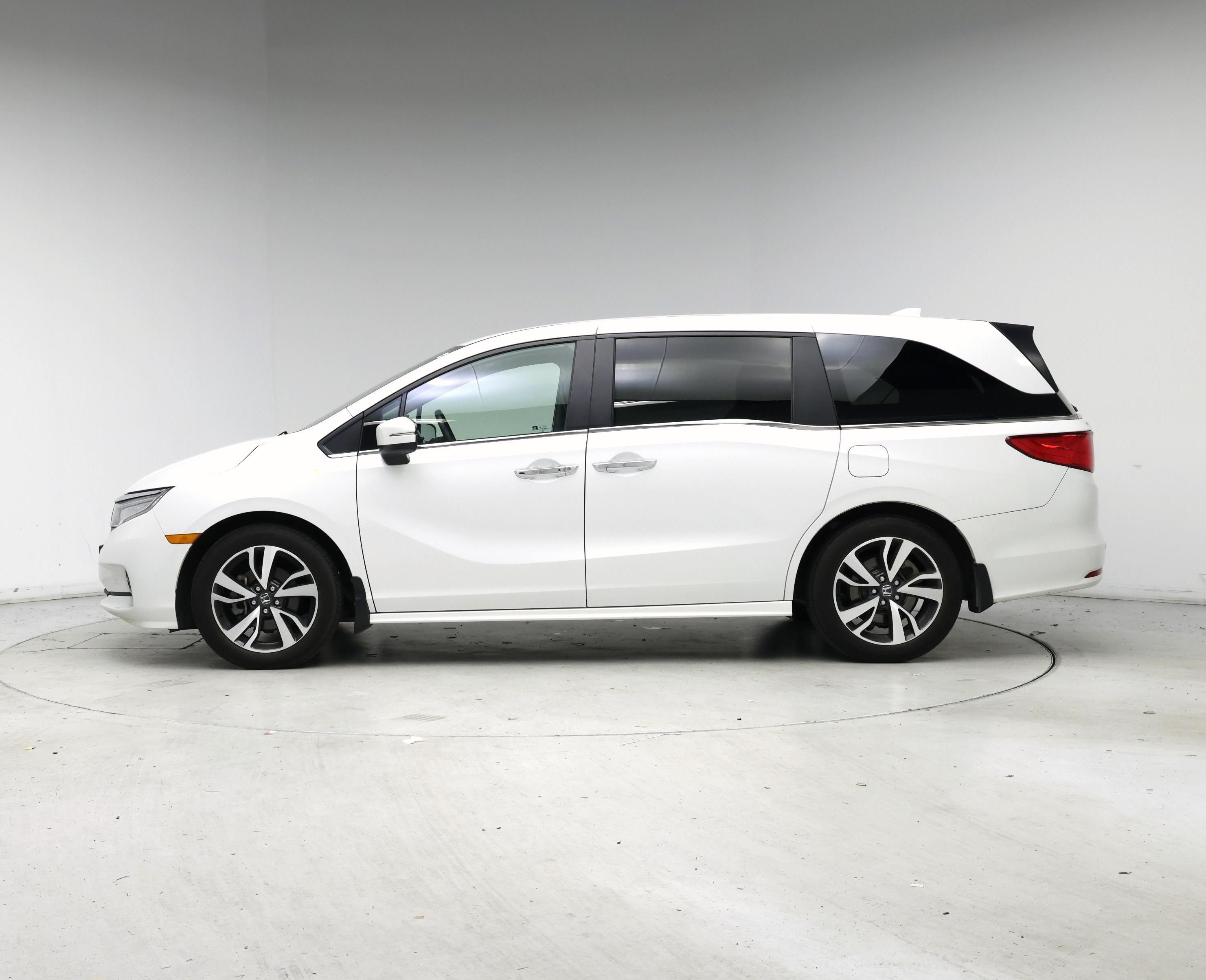 Thumbnail: 2023 Honda Odyssey - 3