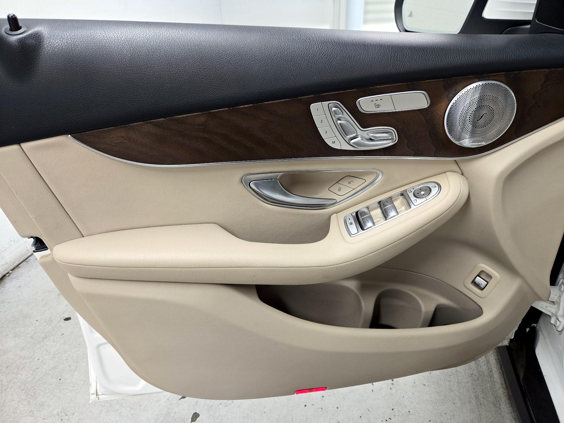 Thumbnail: 2018 Mercedes-Benz GLC - 12