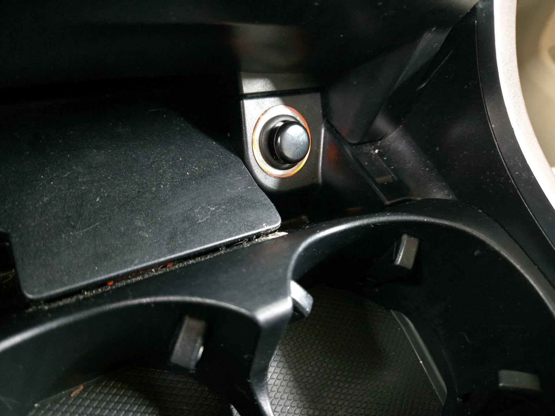 Thumbnail: 2018 Mercedes-Benz GLC - 19