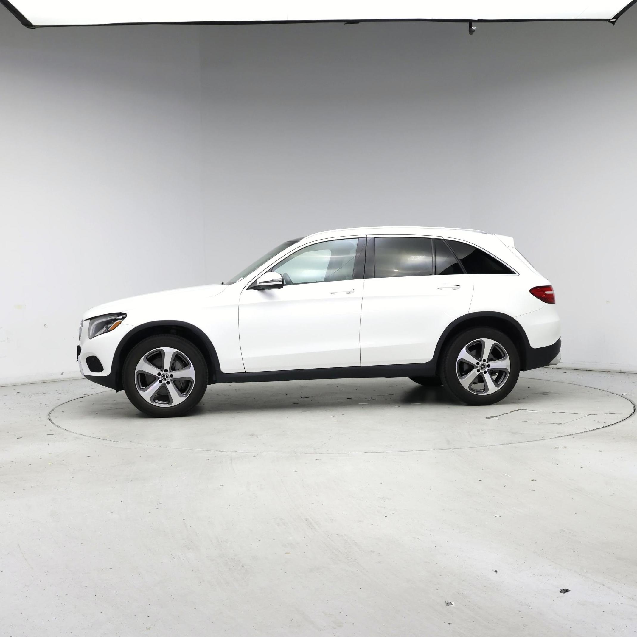 Thumbnail: 2018 Mercedes-Benz GLC - 3