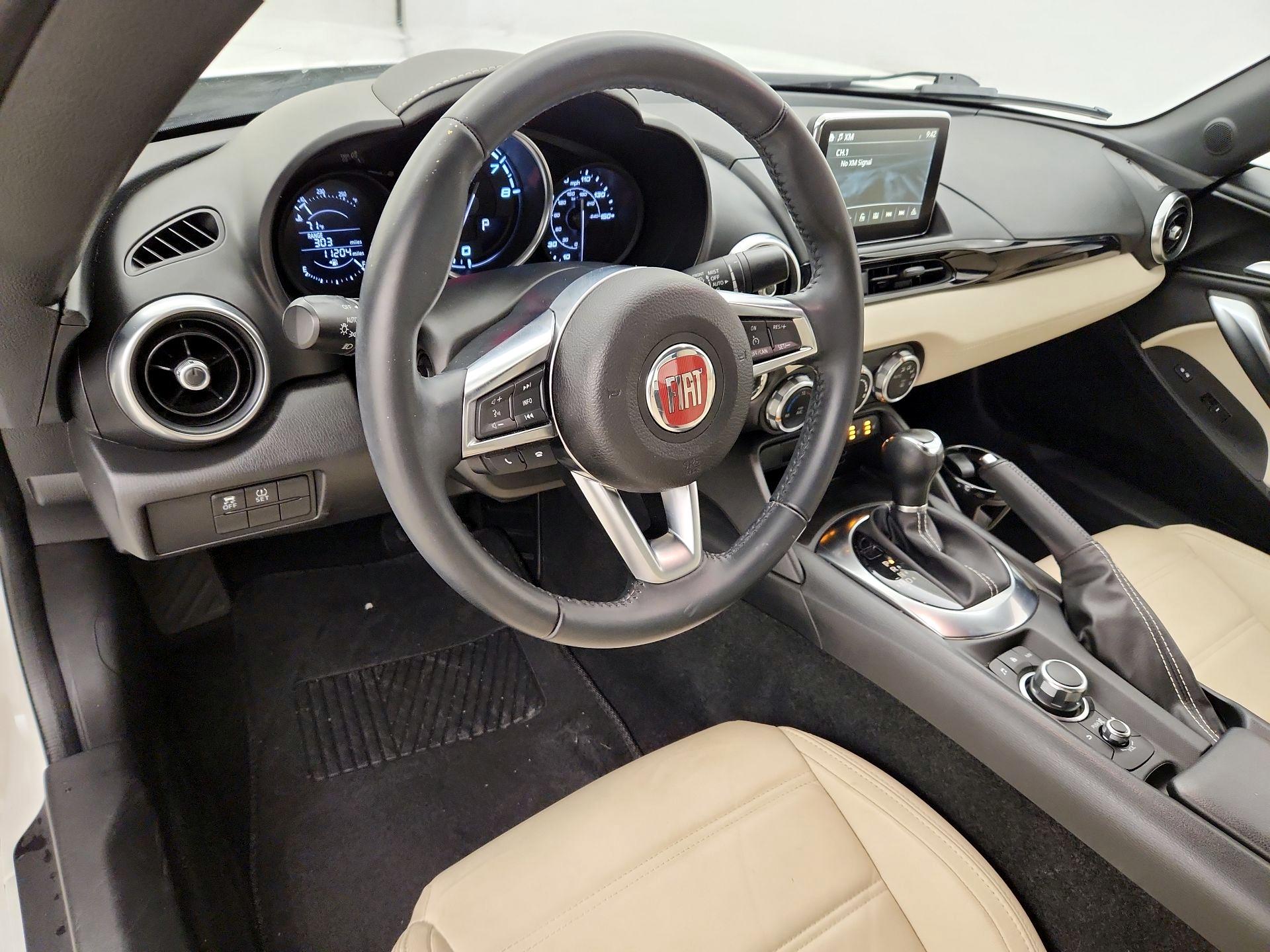 Thumbnail: 2018 Fiat 124 Spider - 9