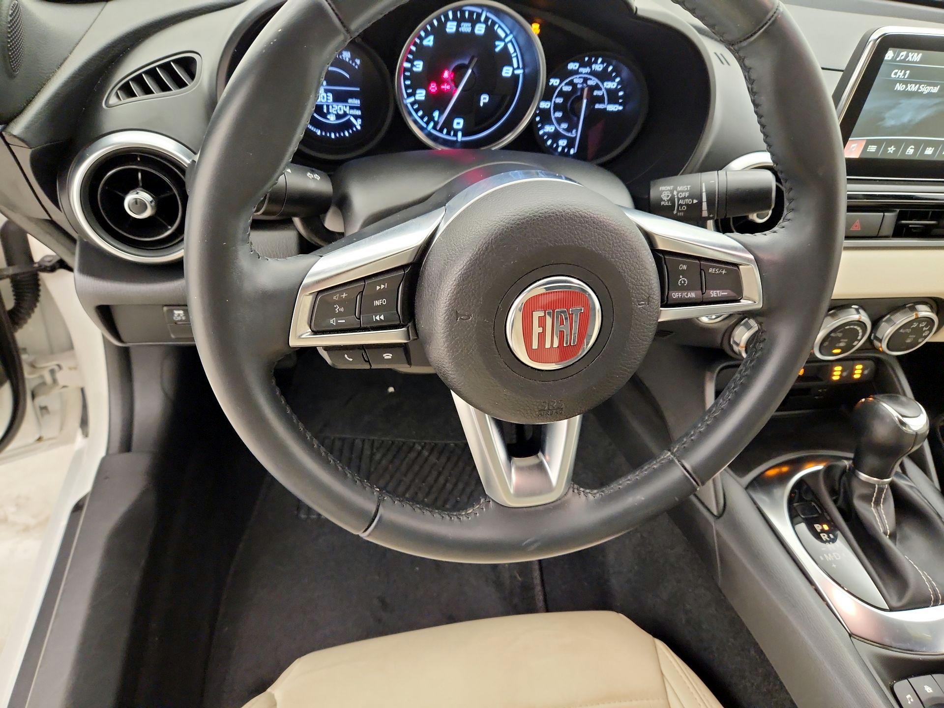 Thumbnail: 2018 Fiat 124 Spider - 10