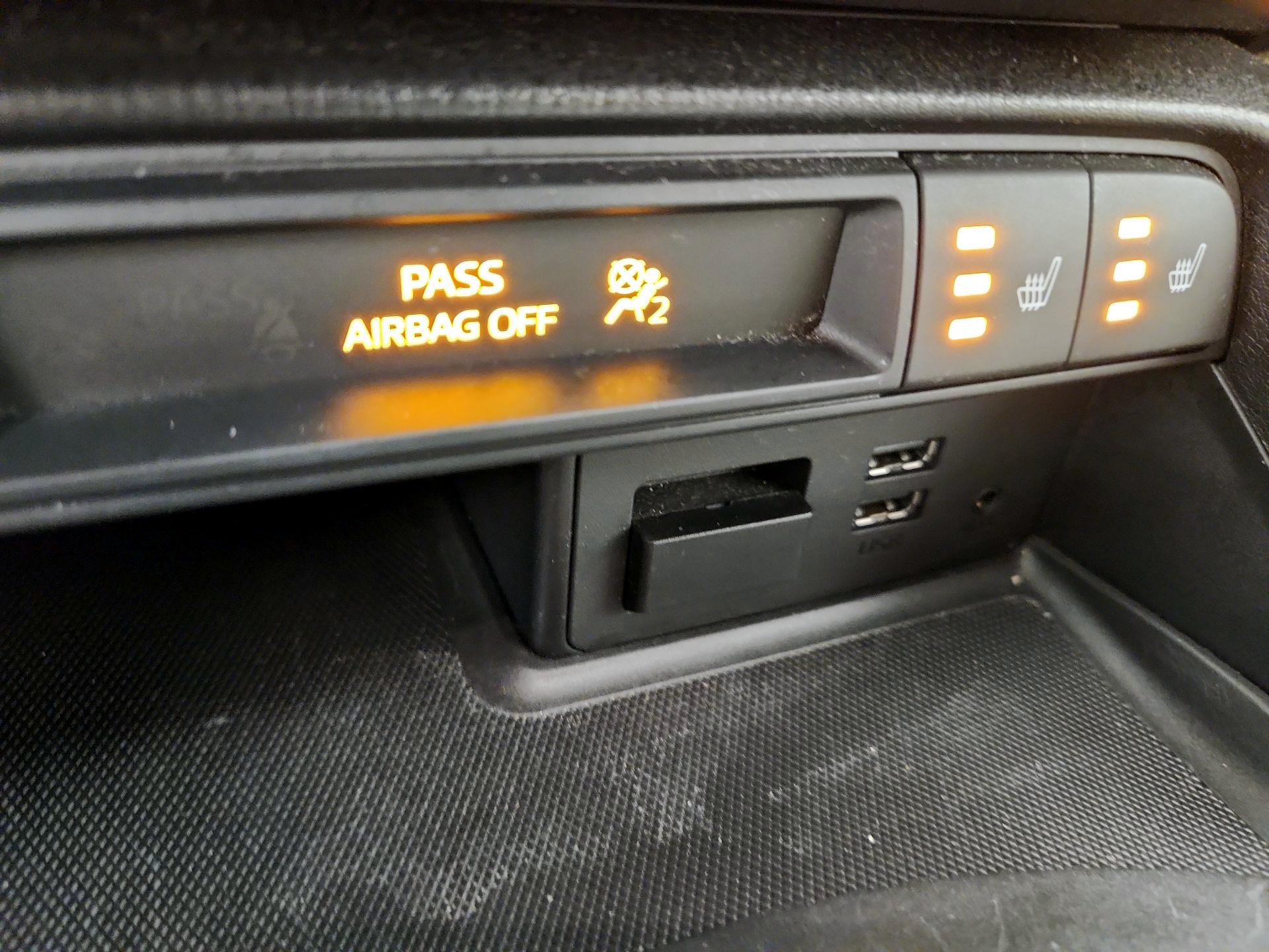 Thumbnail: 2018 Fiat 124 Spider - 18