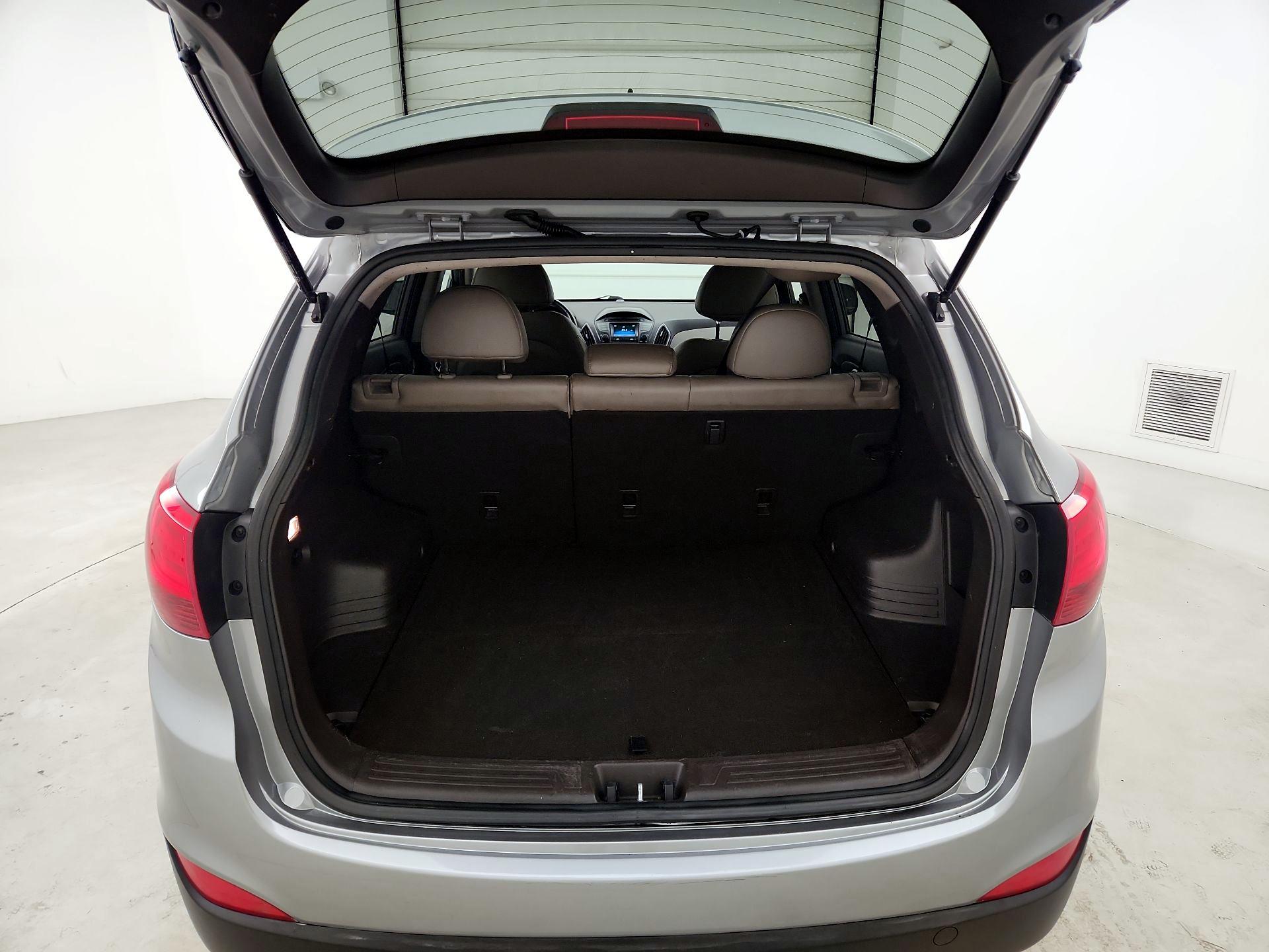 Thumbnail: 2014 Hyundai Tucson - 20