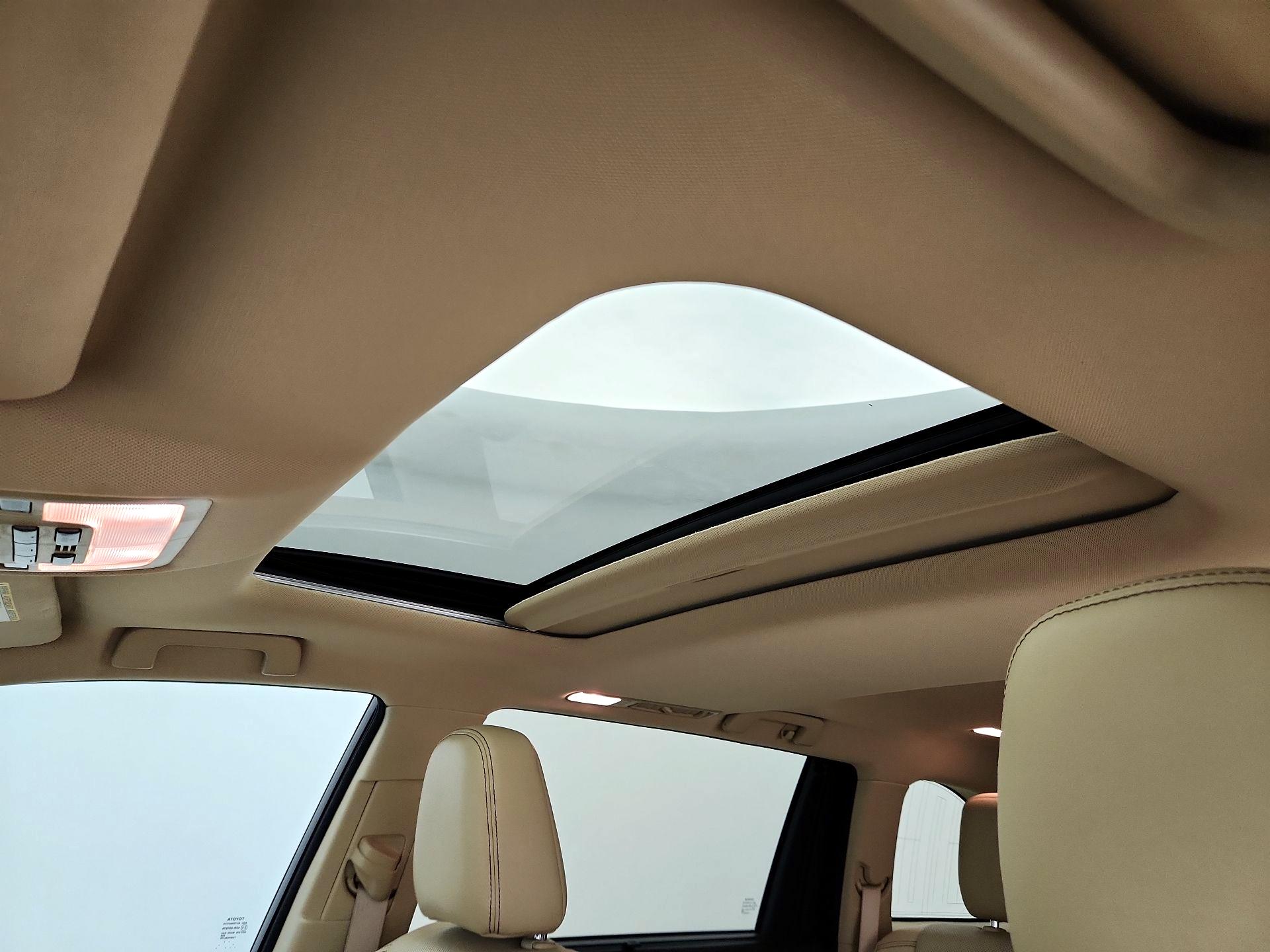 Thumbnail: 2016 Toyota Highlander - 19