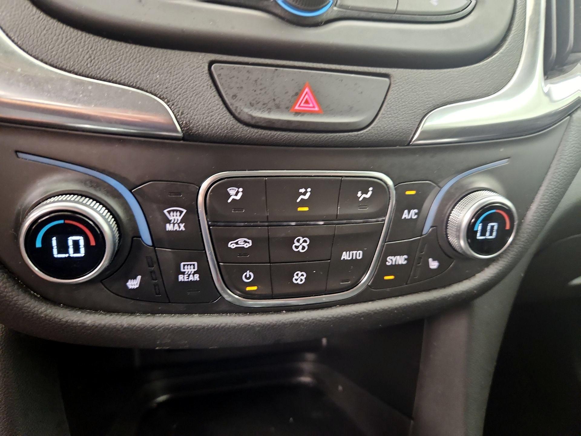 Thumbnail: 2021 Chevrolet Equinox - 16