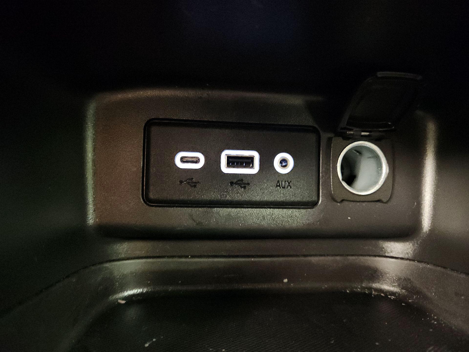 Thumbnail: 2021 Chevrolet Equinox - 18