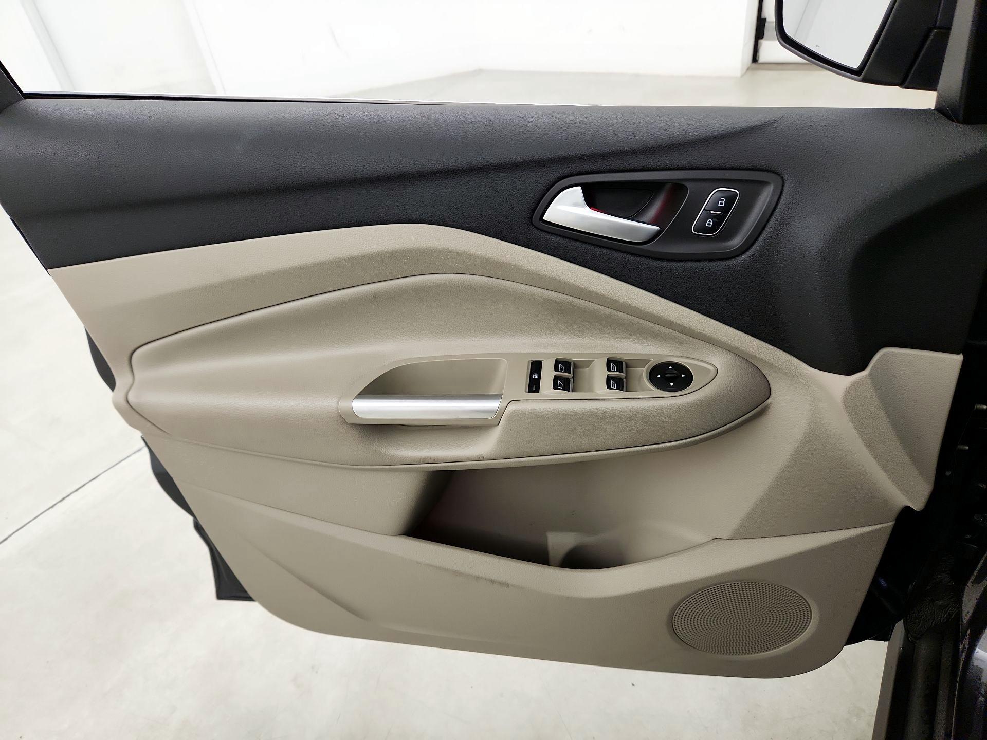 Thumbnail: 2017 Ford C-Max - 12