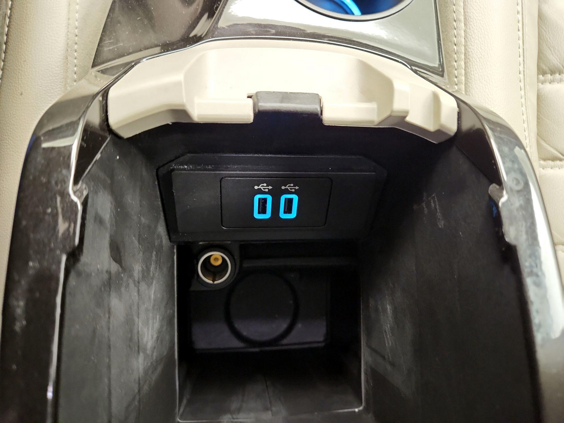 Thumbnail: 2017 Ford C-Max - 19