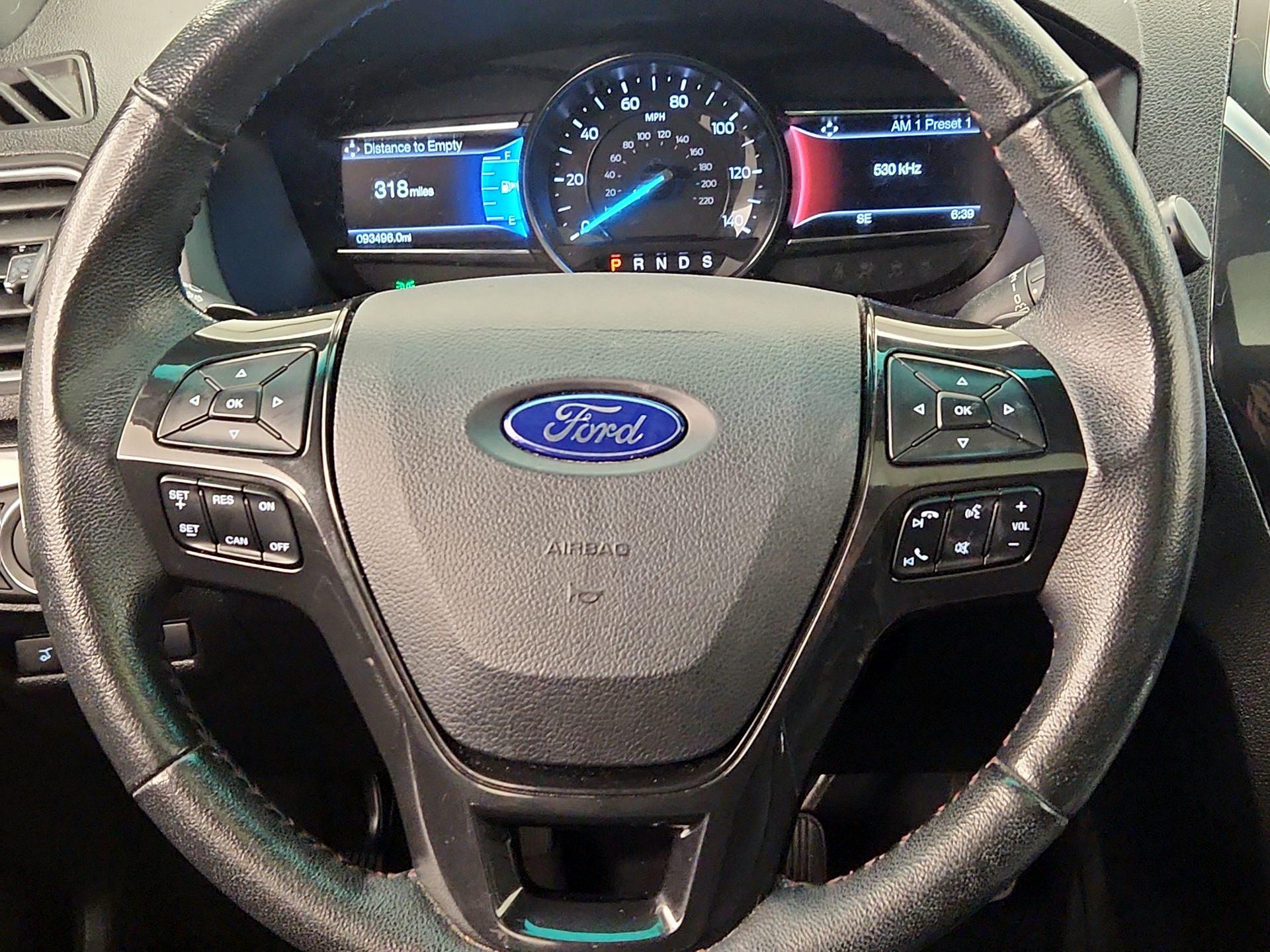 Thumbnail: 2017 Ford Explorer - 10