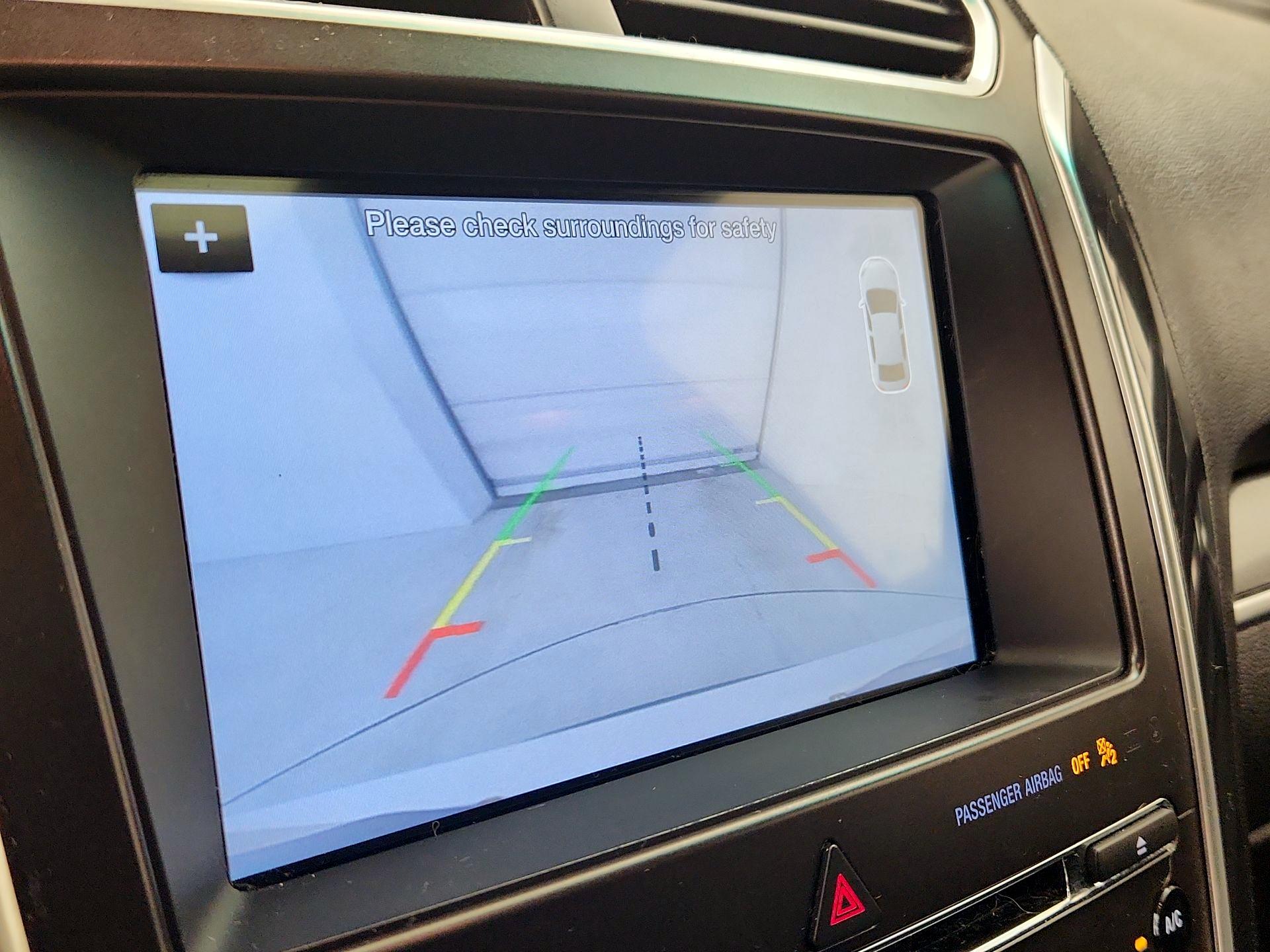 Thumbnail: 2017 Ford Explorer - 15