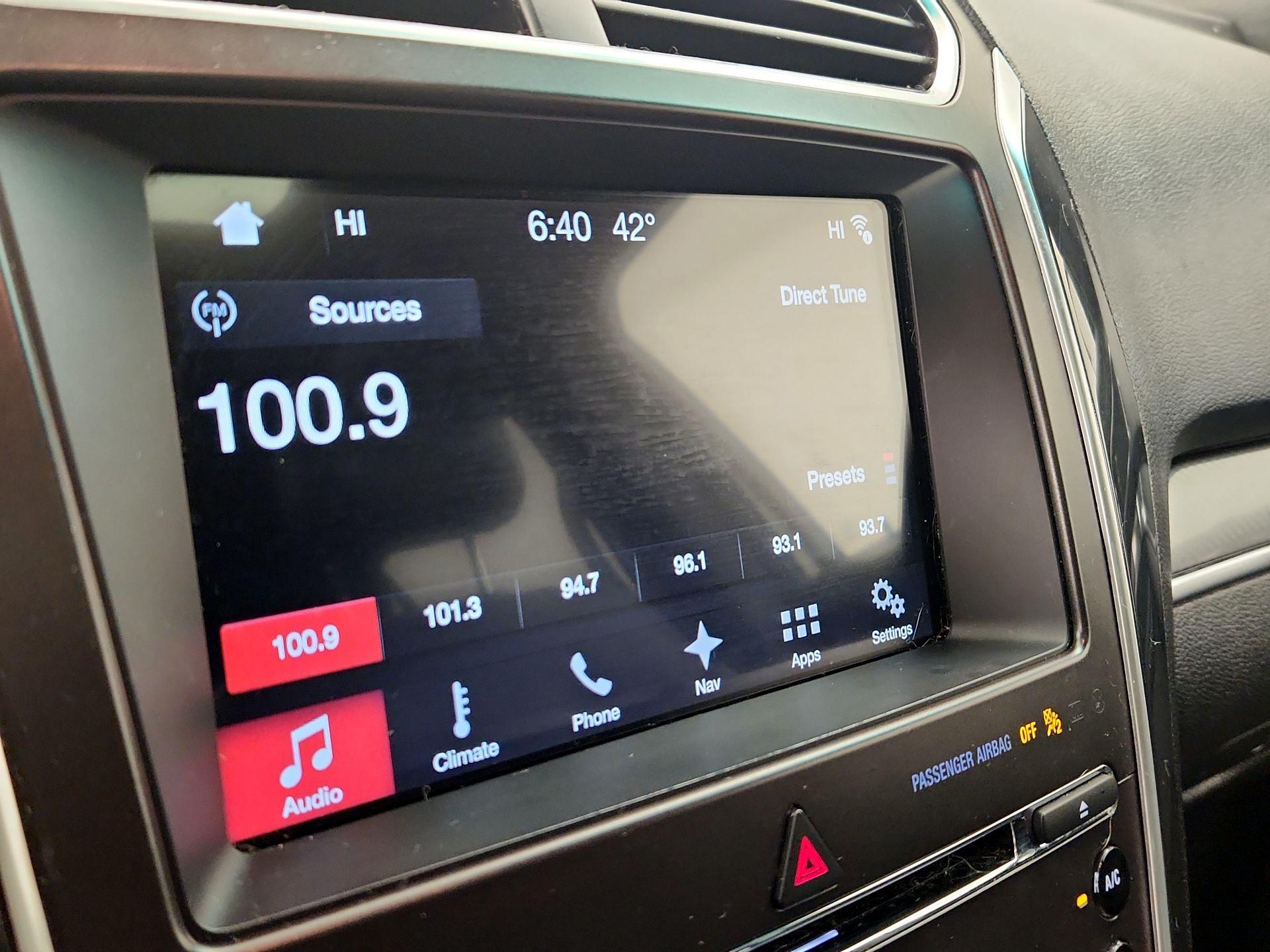 Thumbnail: 2017 Ford Explorer - 16