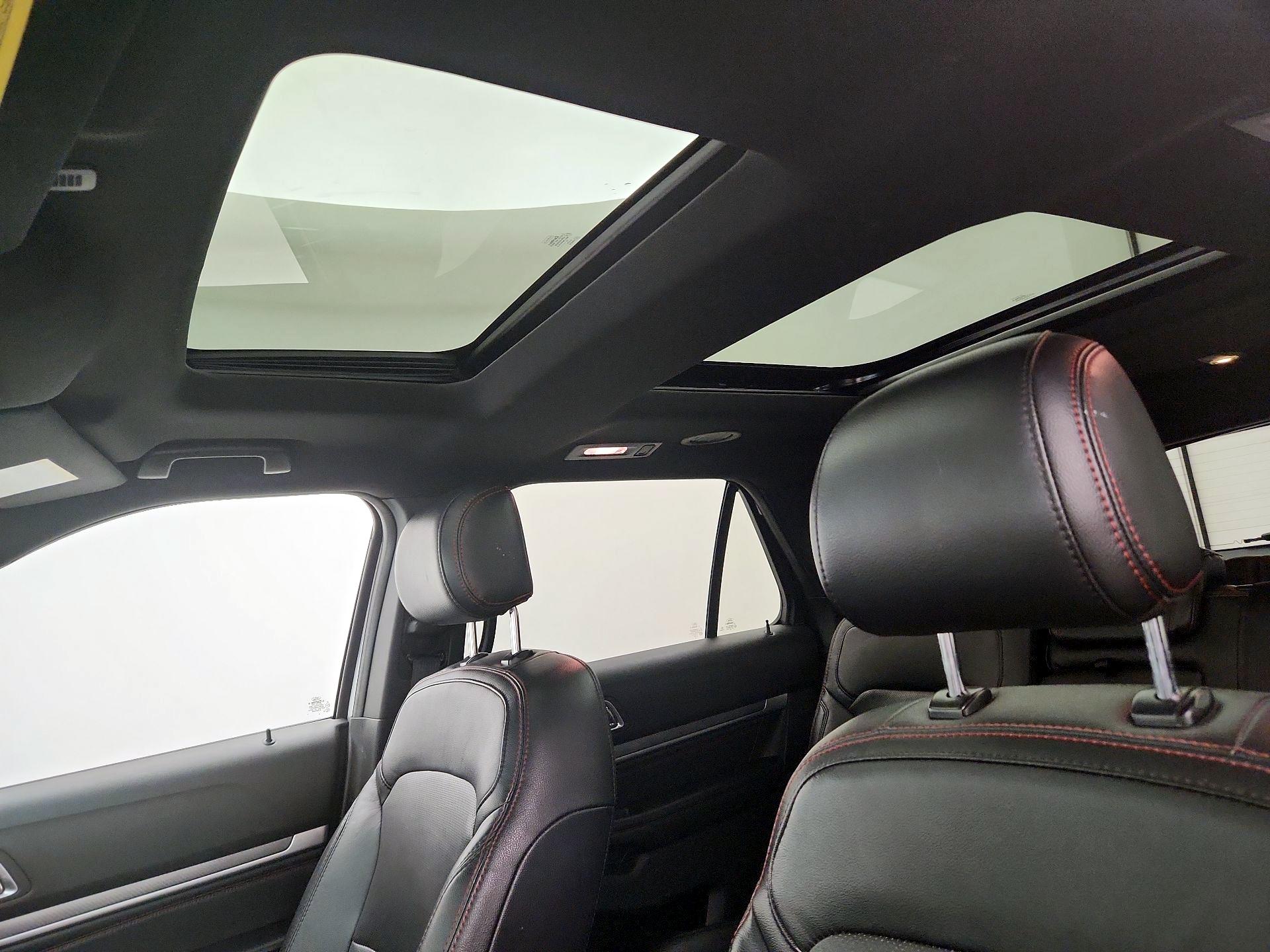 Thumbnail: 2017 Ford Explorer - 20