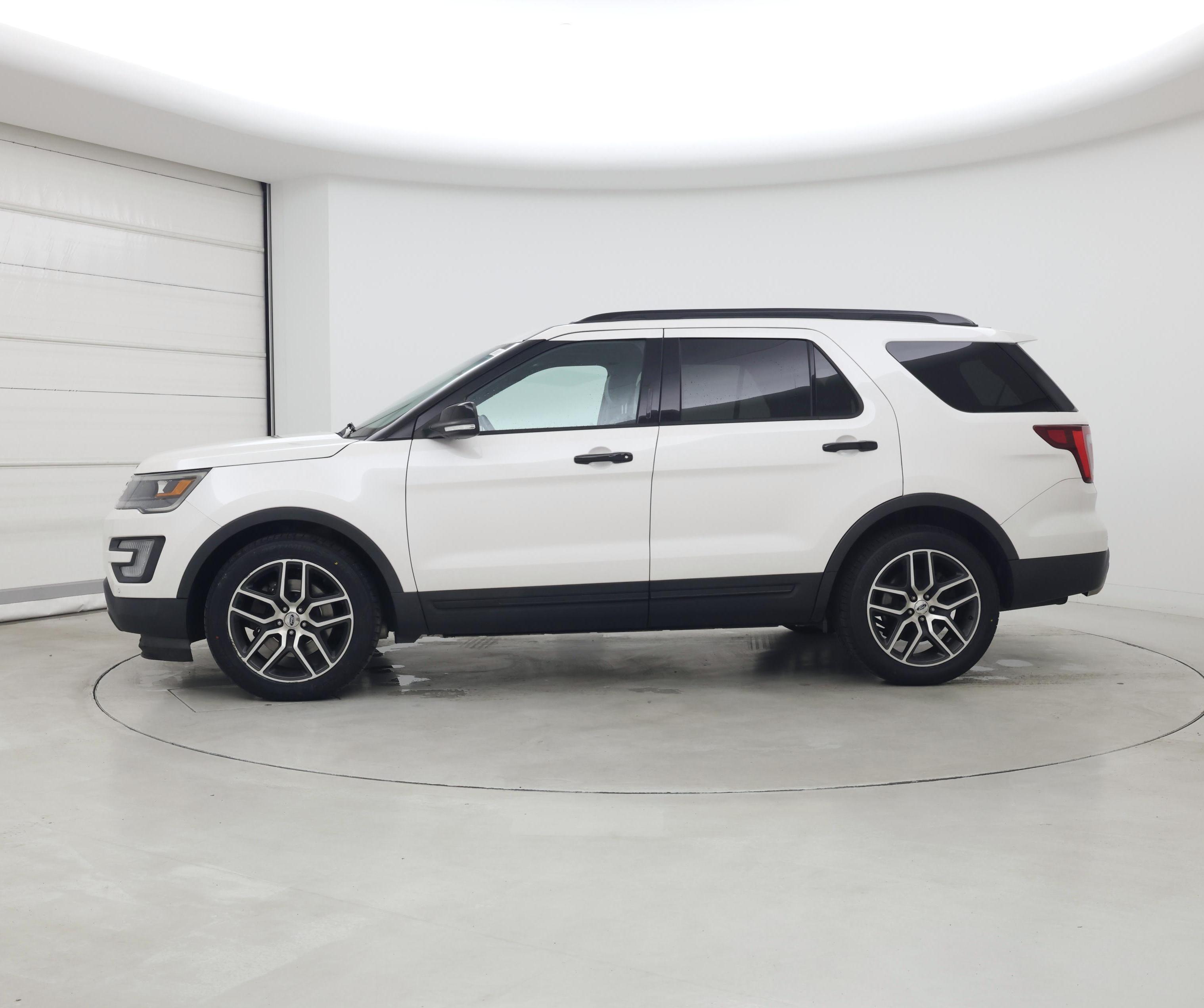 Thumbnail: 2017 Ford Explorer - 3